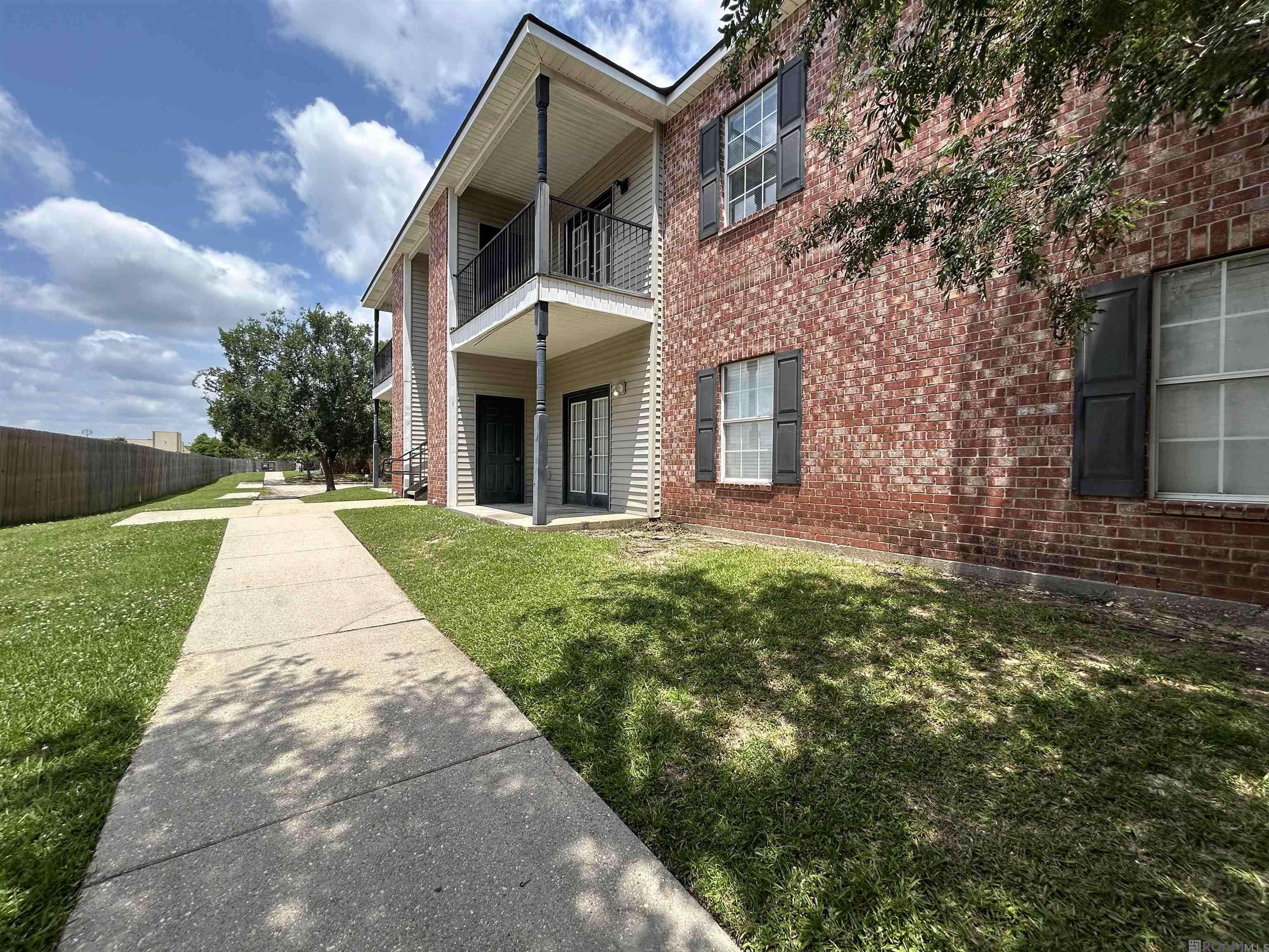 Denham Springs, LA 70726,155 Aspen Square ##30