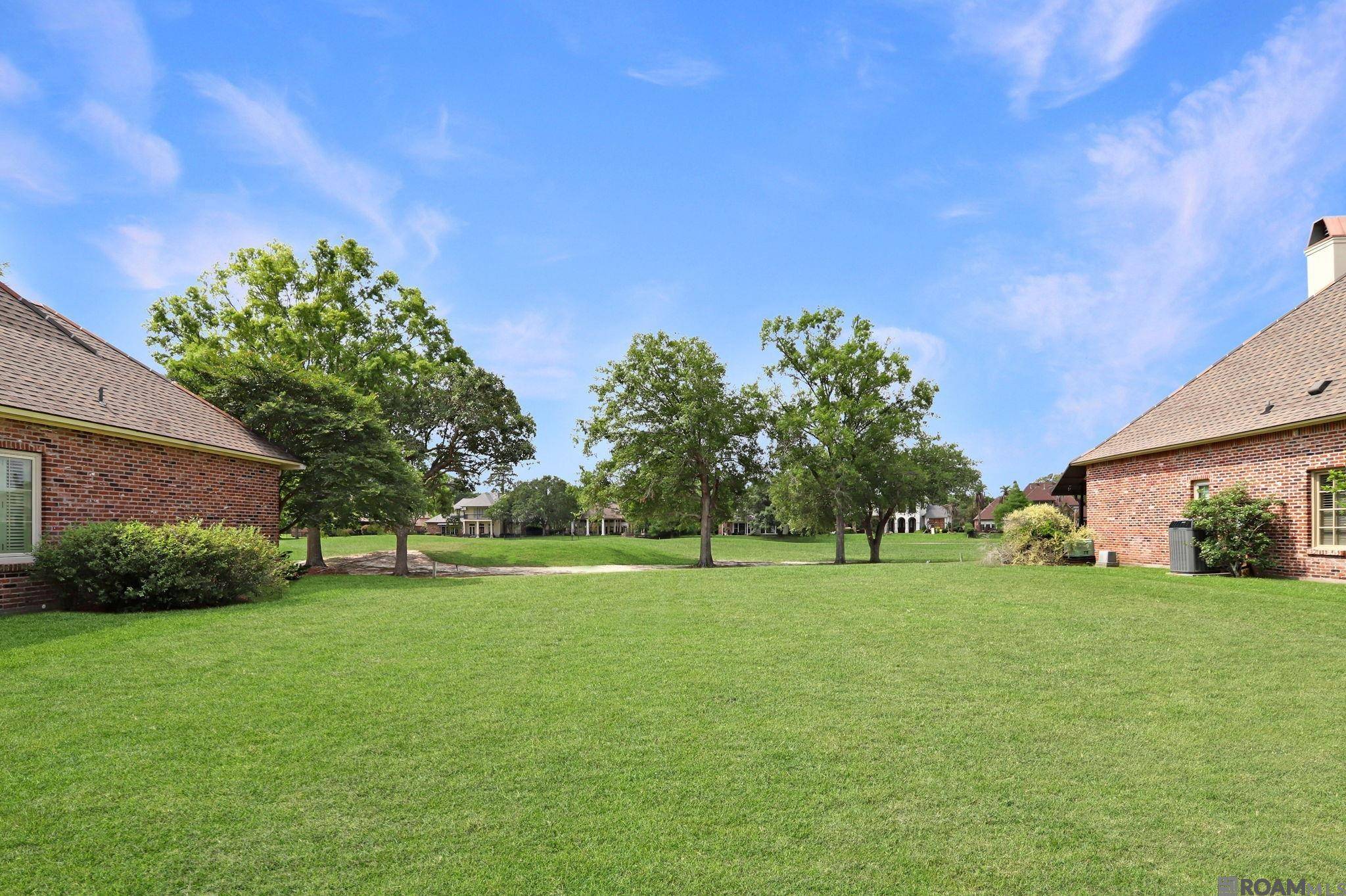 Saint George, LA 70809,19371 Garden Lake Ct
