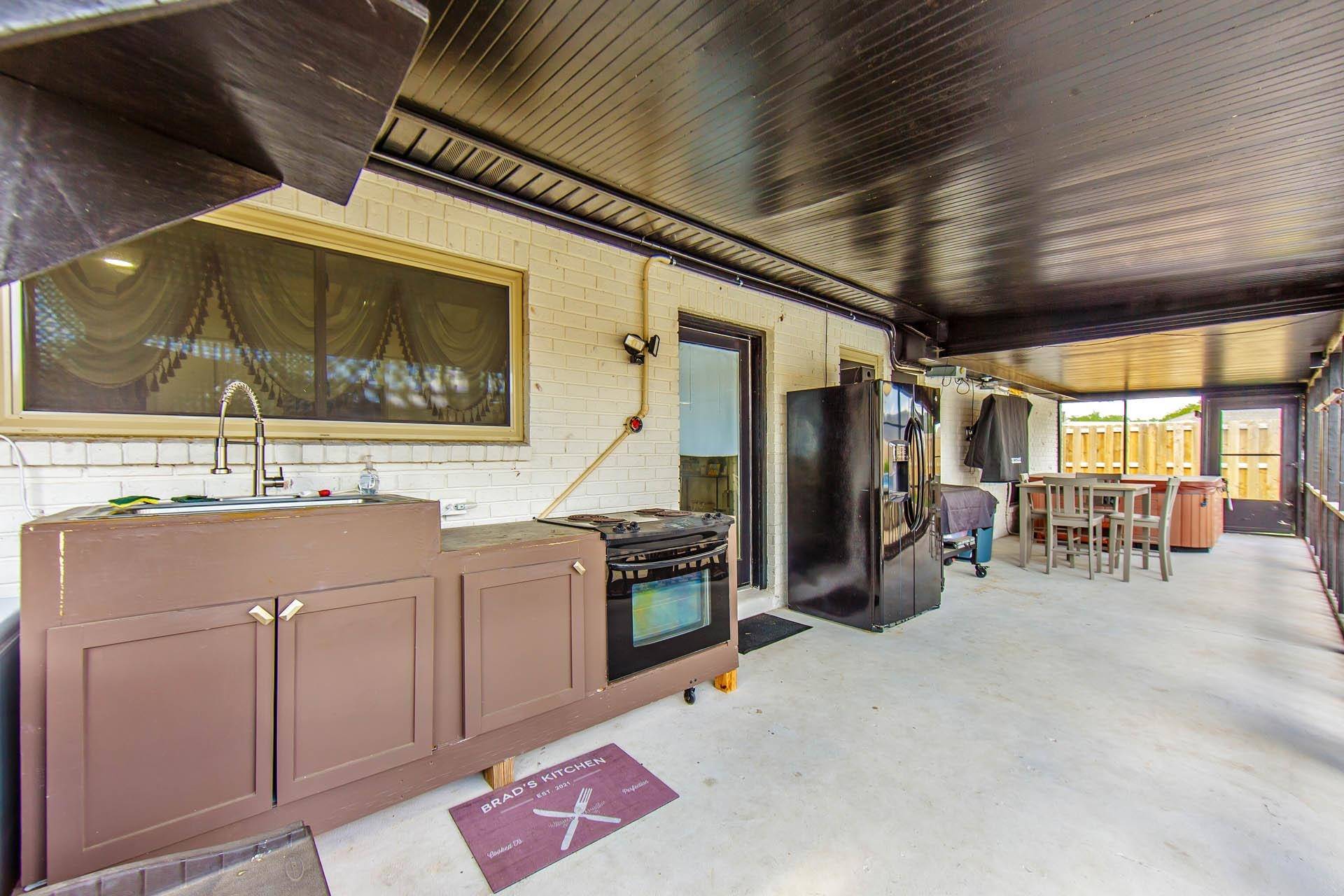 Houma, LA 70360,9 Summerfield Dr
