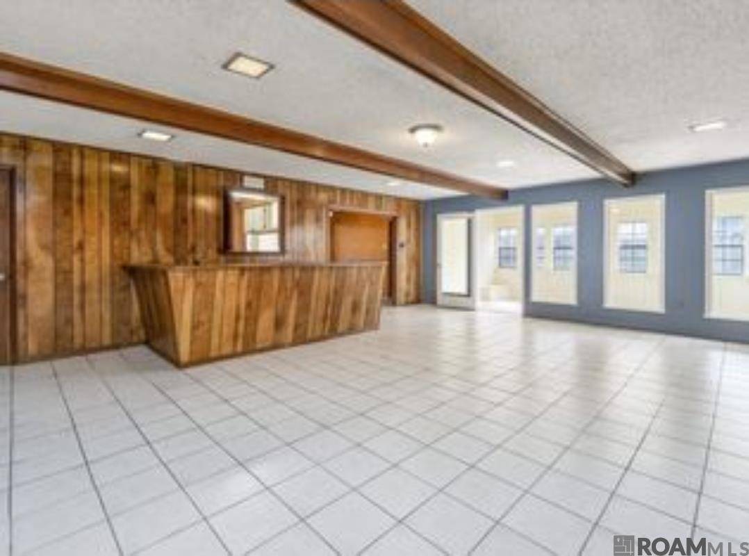 Baton Rouge, LA 70810,1133 Flora Ln
