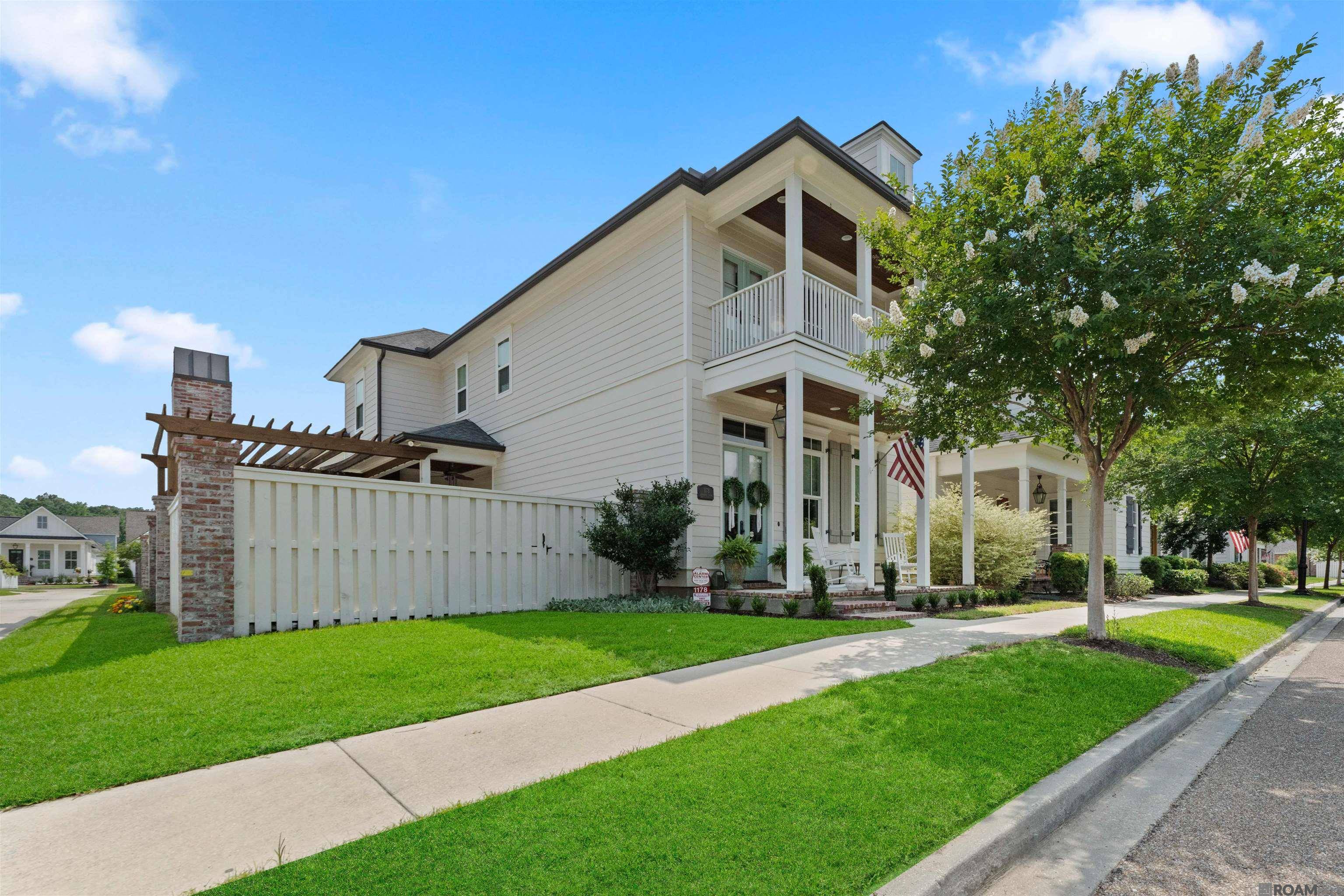 Zachary, LA 70791,1178 Memorial Square
