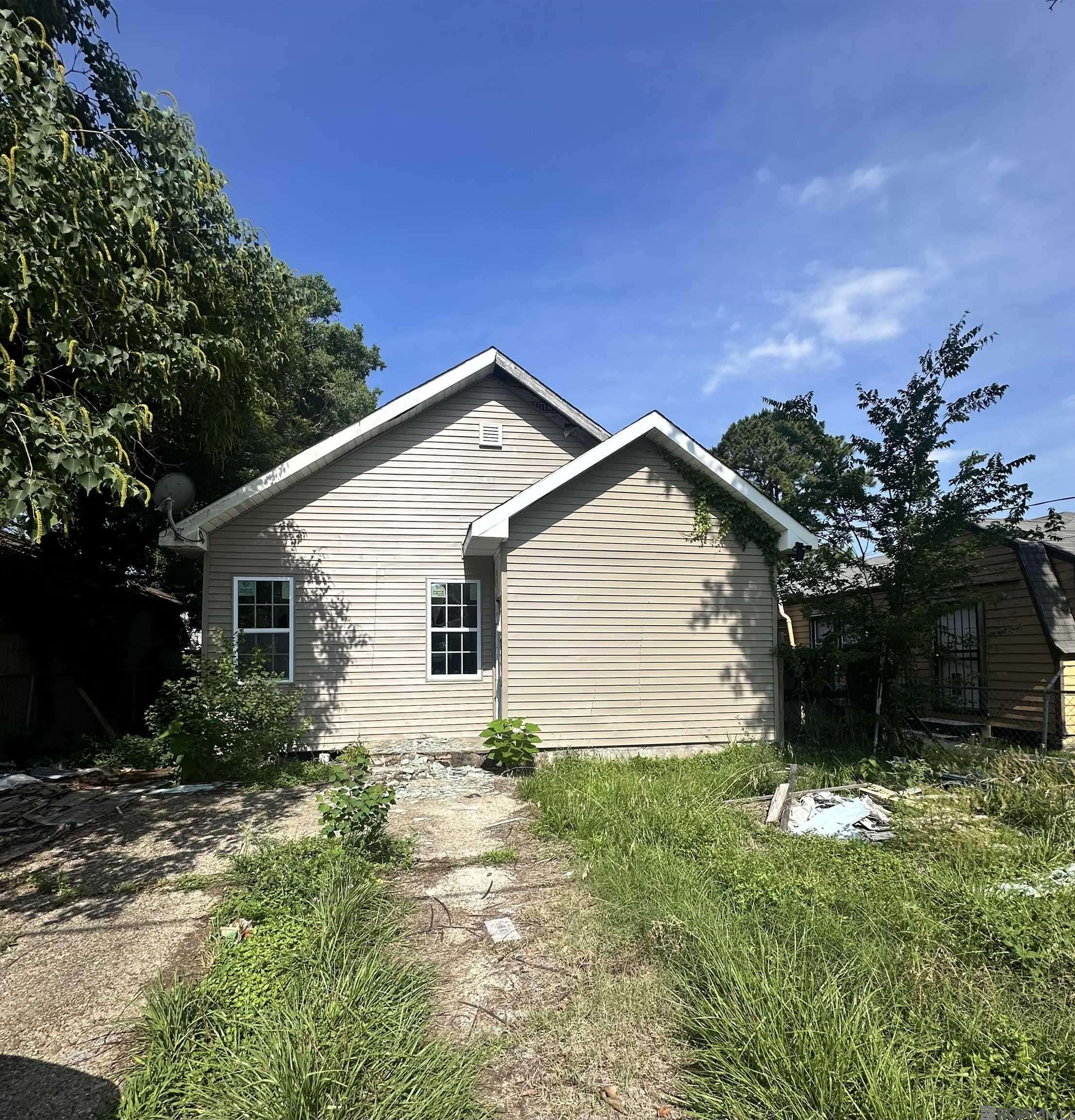 Baton Rouge, LA 70802,1905 Pocahontas St