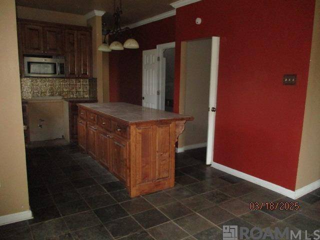 St Gabriel, LA 70776,855 Bayou Paul Ln
