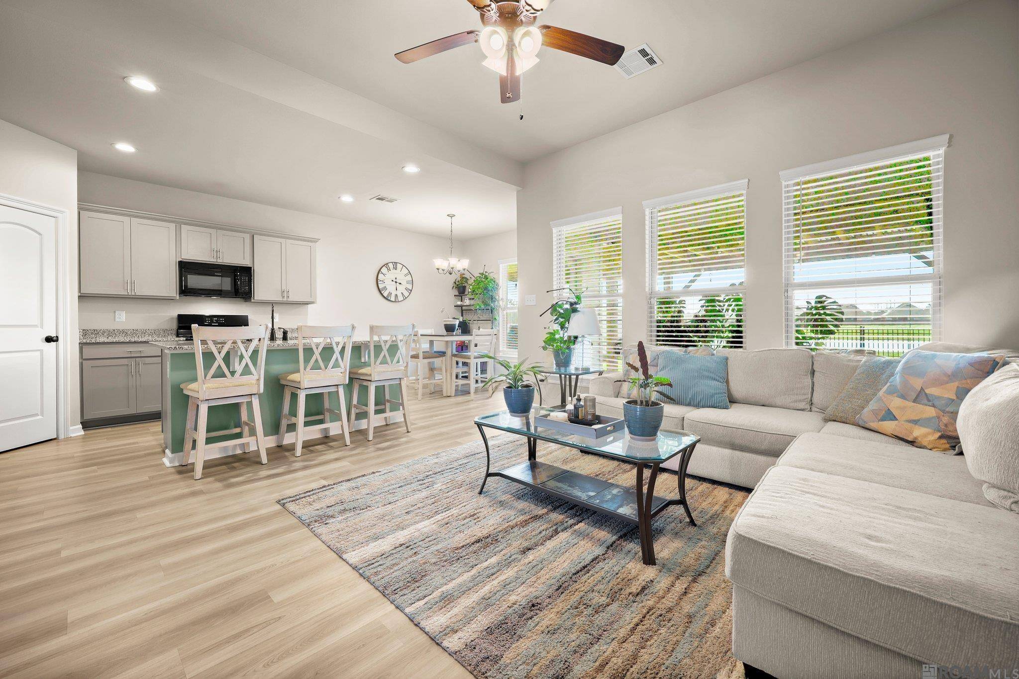 St Gabriel, LA 70776,1950 Rollingwood Dr