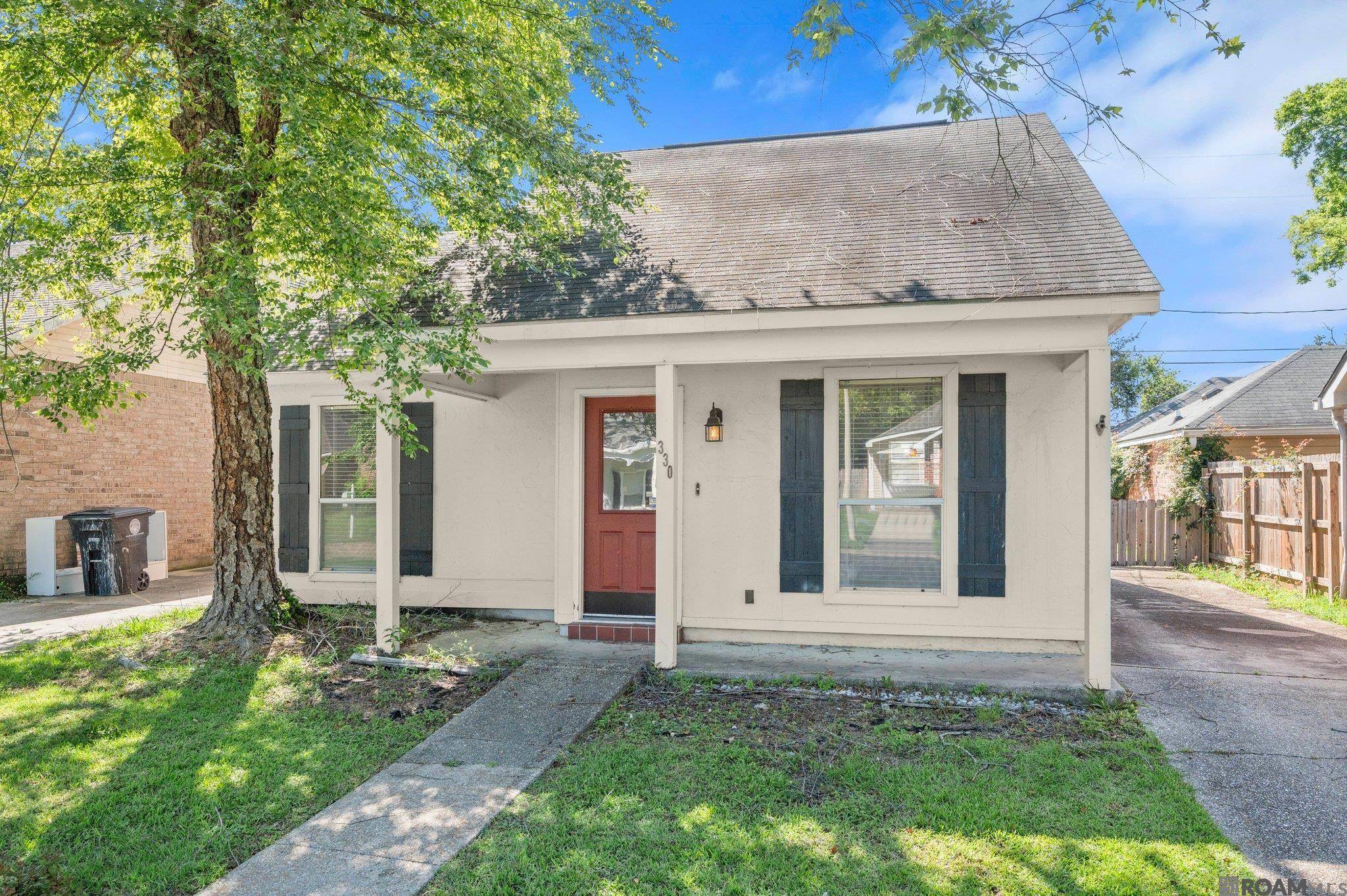 Baton Rouge, LA 70820,330 Meadow Crossing Dr