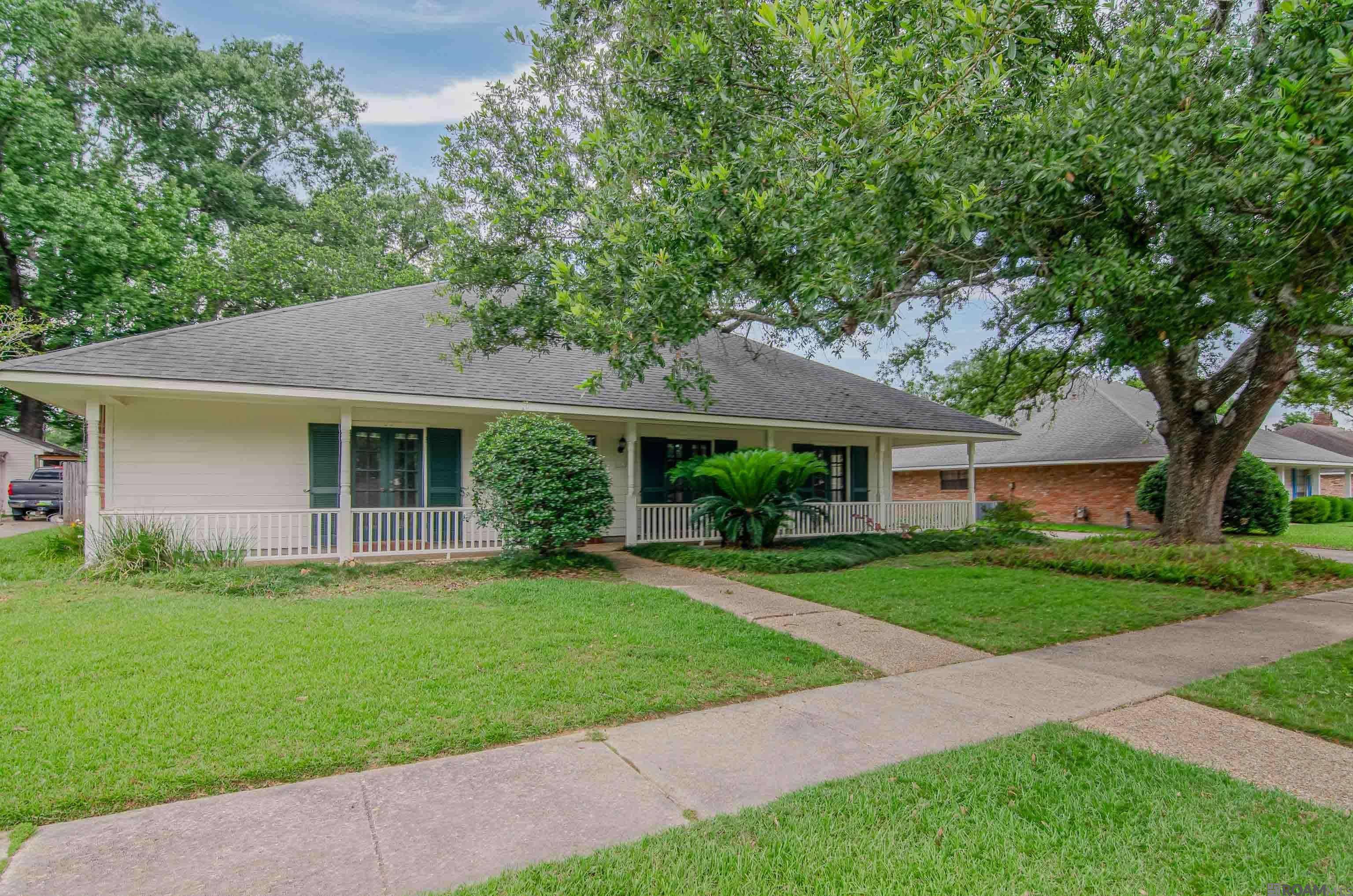 Baton Rouge, LA 70810,1537 Oakdale Dr