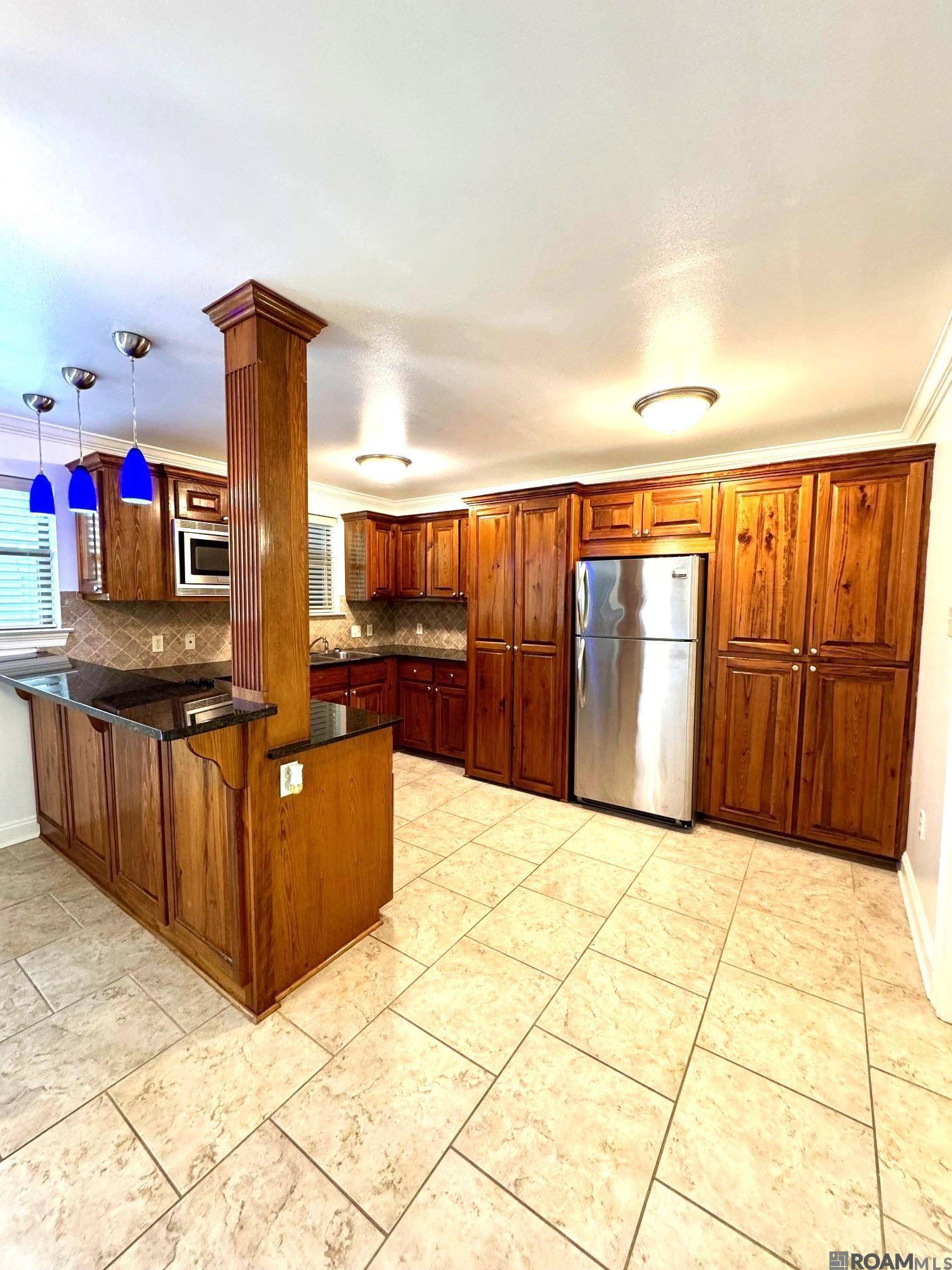 Baton Rouge, LA 70806,1290 Park Blvd ##217