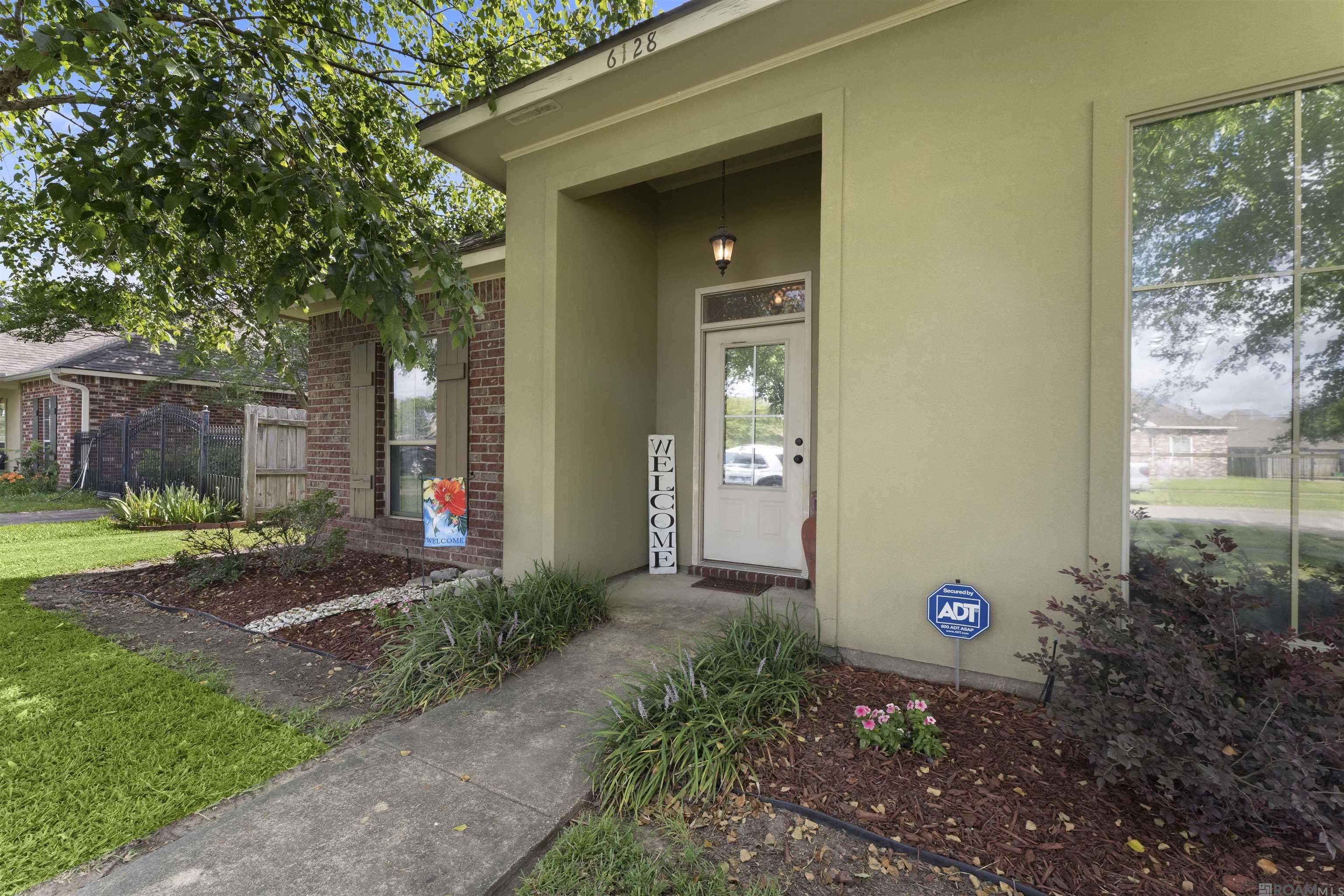 Zachary, LA 70791,6128 Woodside Dr