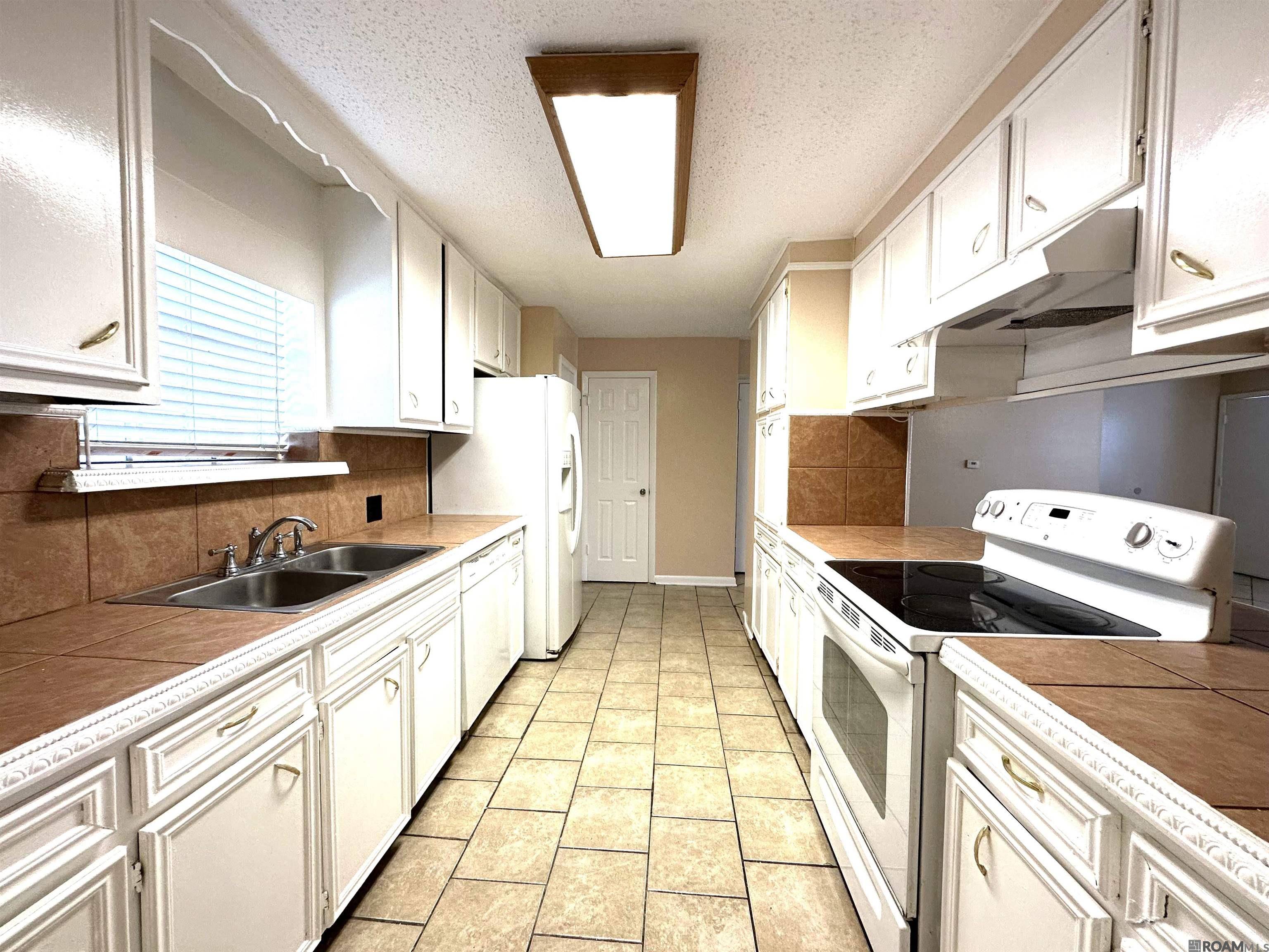 Baton Rouge, LA 70816,10945 Cherry Hill ##7