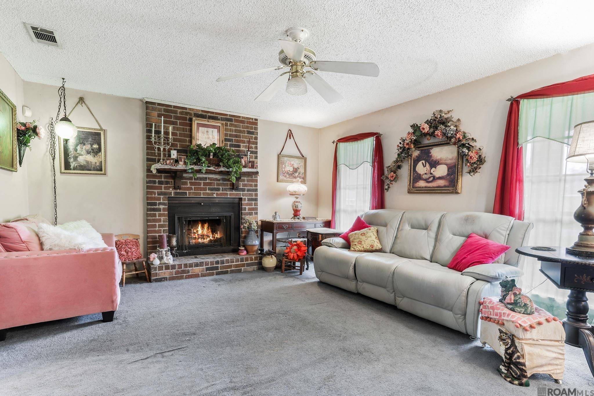 Zachary, LA 70791,3348 Cedar St