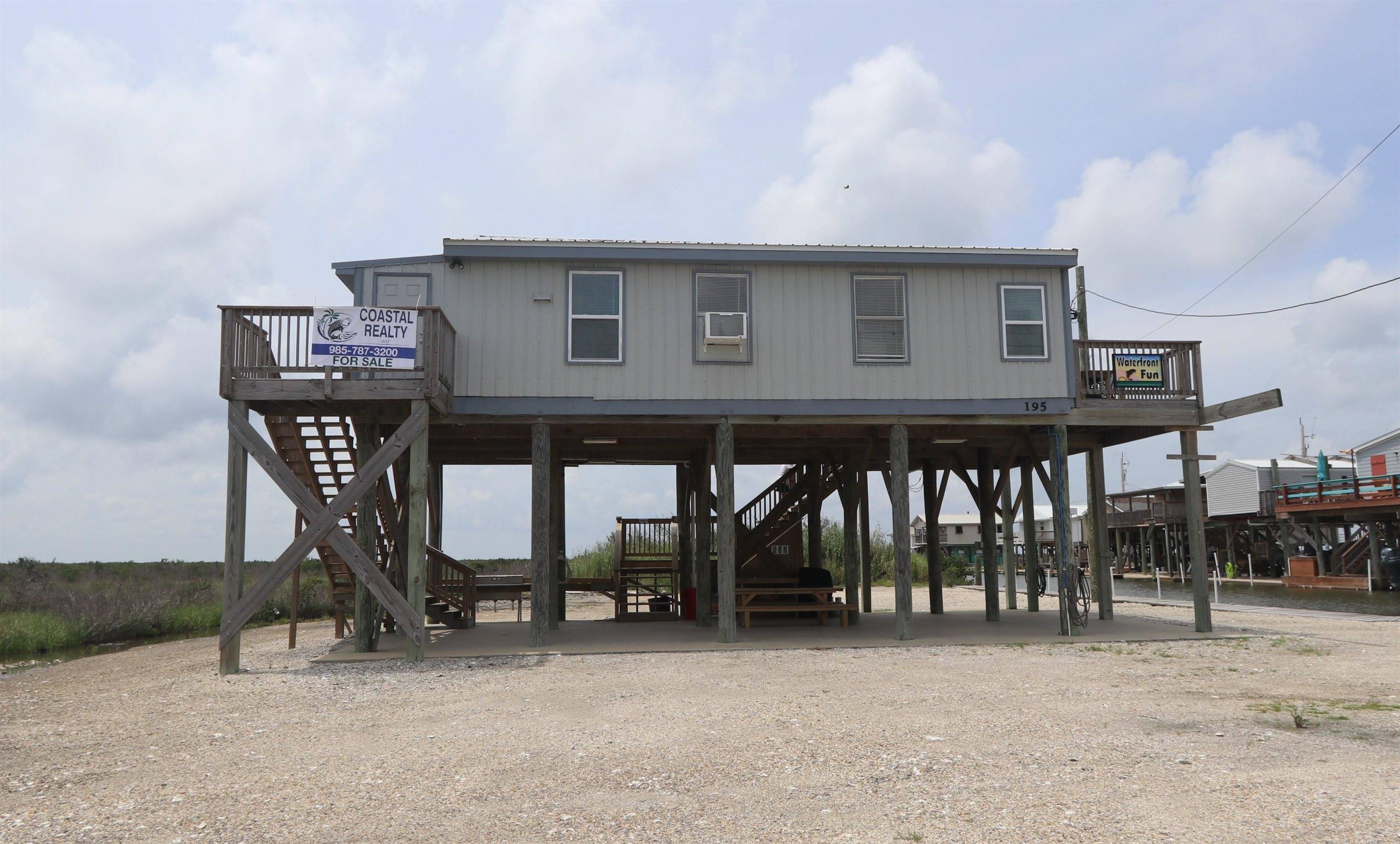 Grand Isle, LA 70358,195 Highway 1