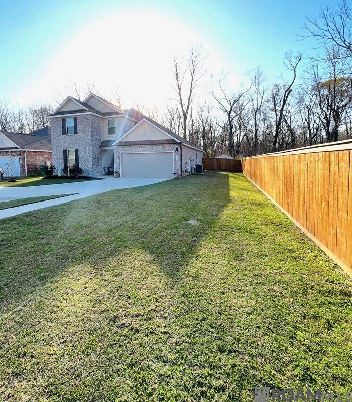 Gonzales, LA 70737,7631 Trailview Dr