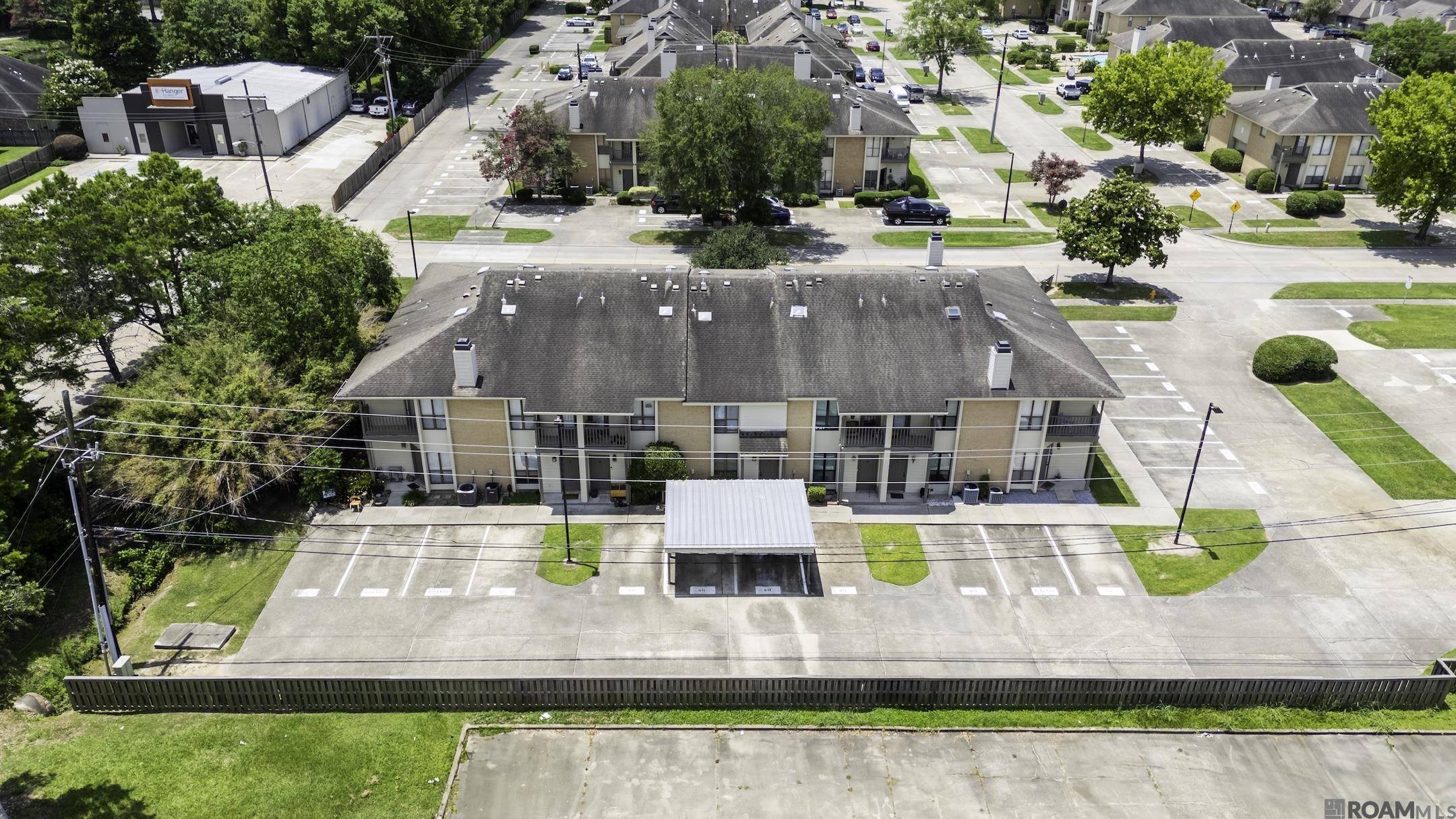 Baton Rouge, LA 70809,8545 Summa Ave ##Q11