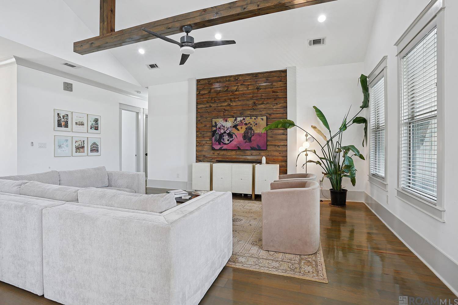 New Orleans, LA 70122,2444 Vienna Street