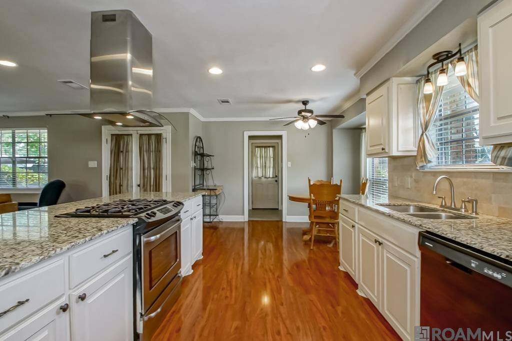 Greenwell Springs, LA 70739,6416 Bridgeport Dr