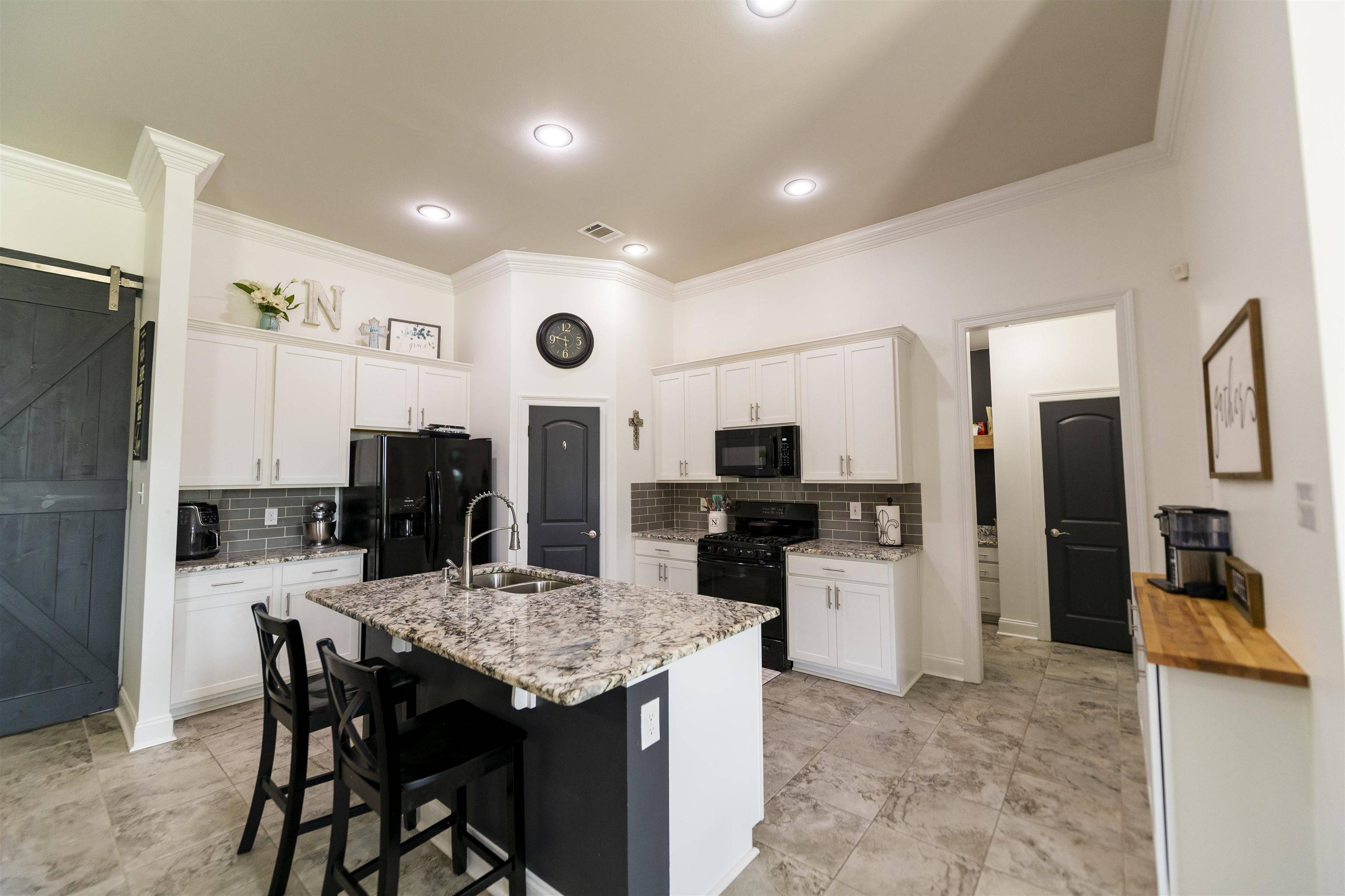 Gray, LA 70359,413 Highland Oaks Ave