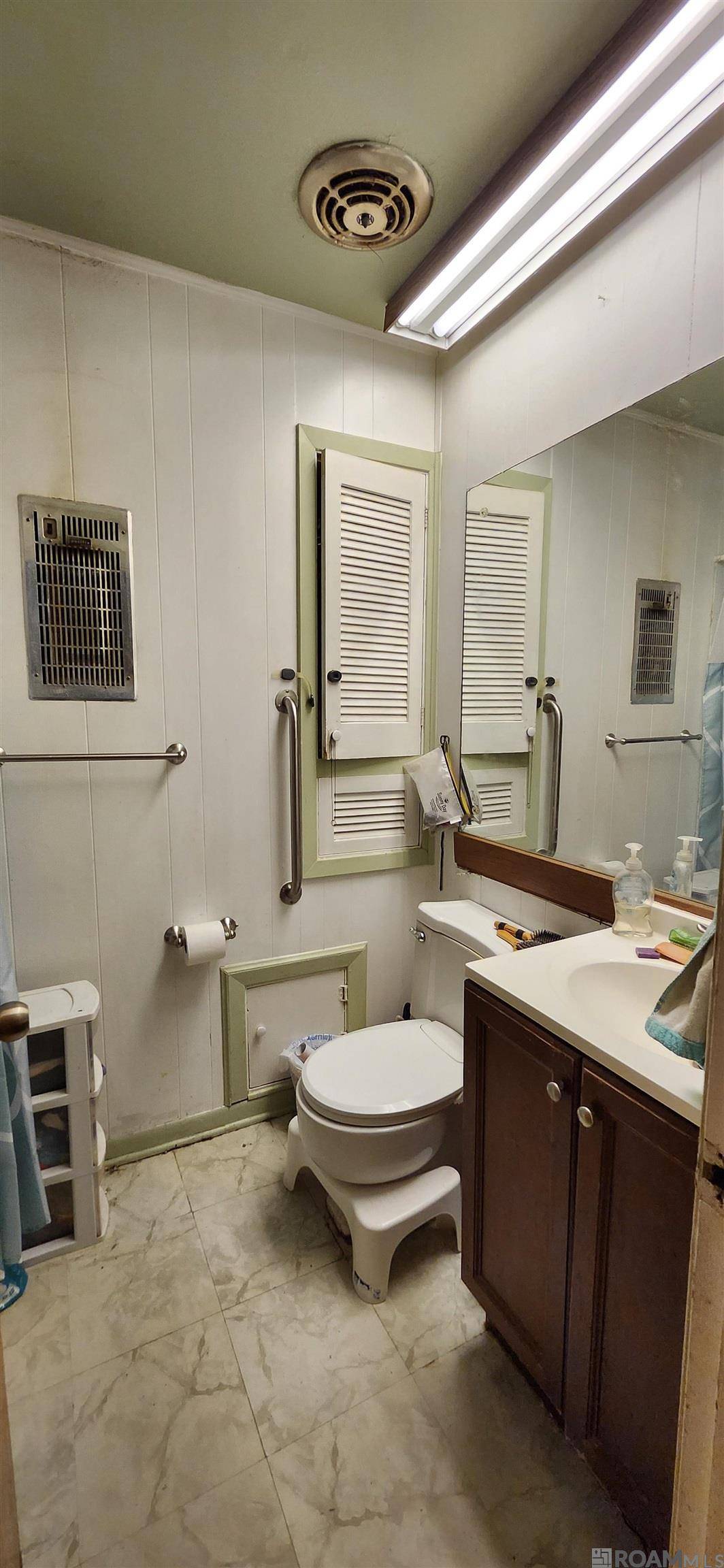 Baton Rouge, LA 70809,9452 Corinth St