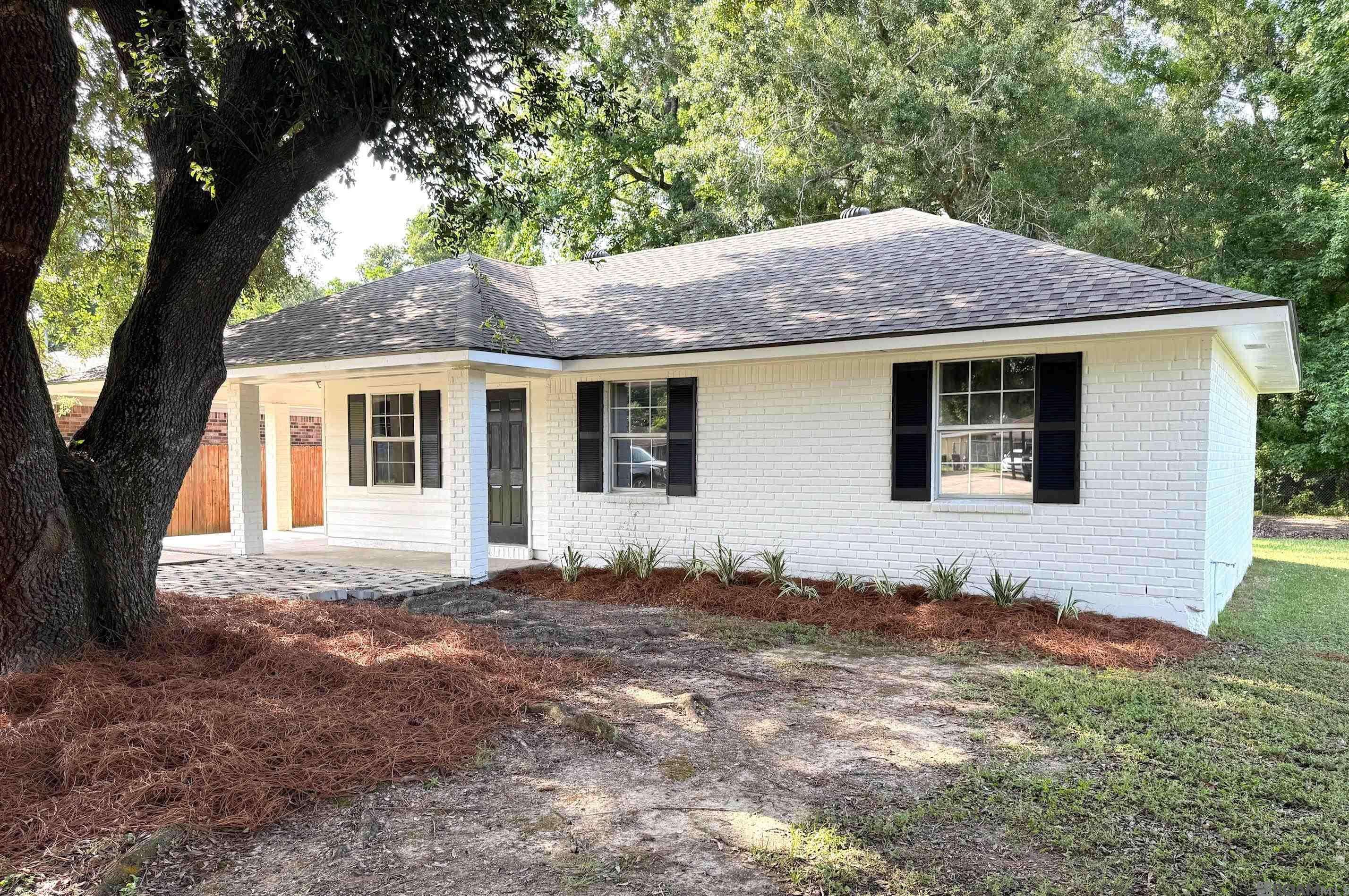 Baton Rouge, LA 70807,223 Gatebriar St