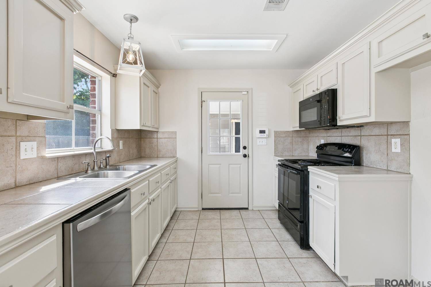 Prairieville, LA 70769,37556 Parkbrook Dr