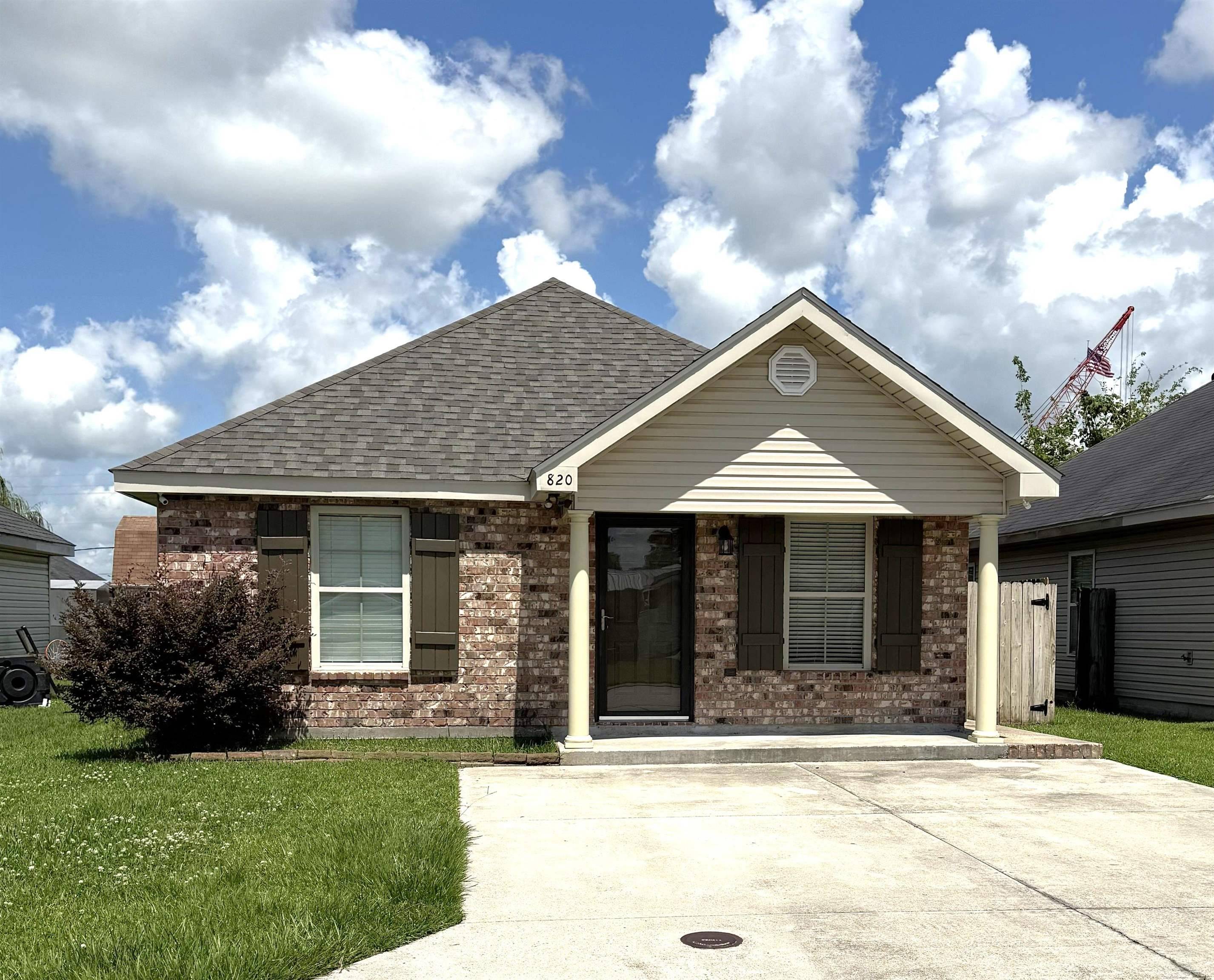 Houma, LA 70363,820 Cottagemill Lane