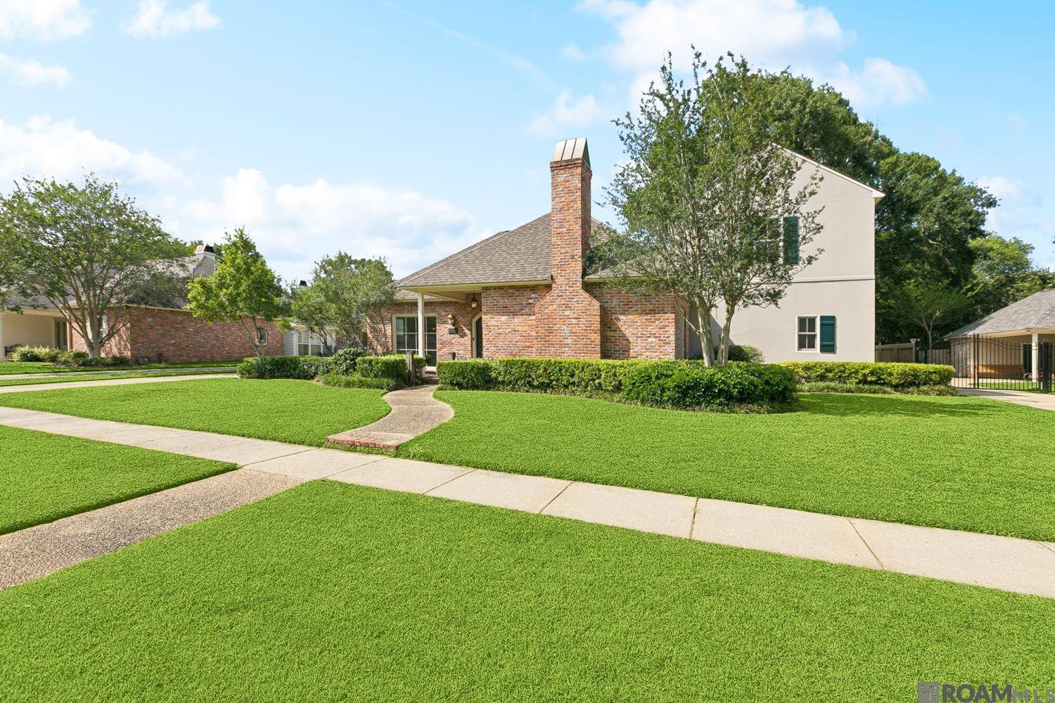 Baton Rouge, LA 70808,6911 S Fieldgate Ct