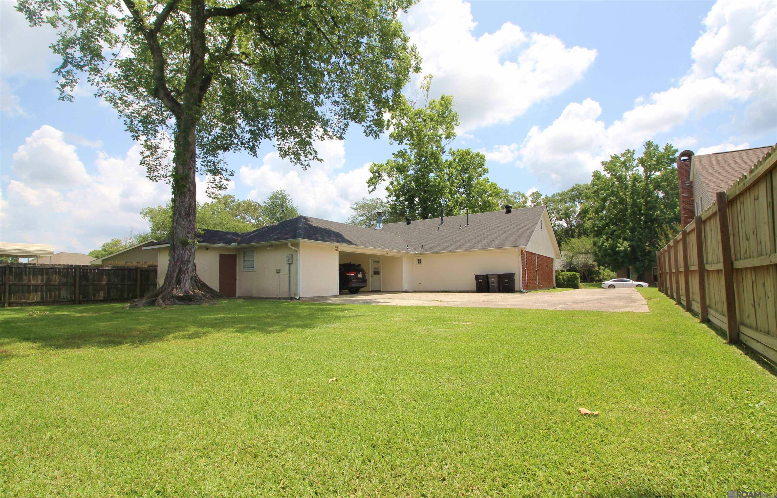 Baton Rouge, LA 70810,1717 Hobbiton Rd