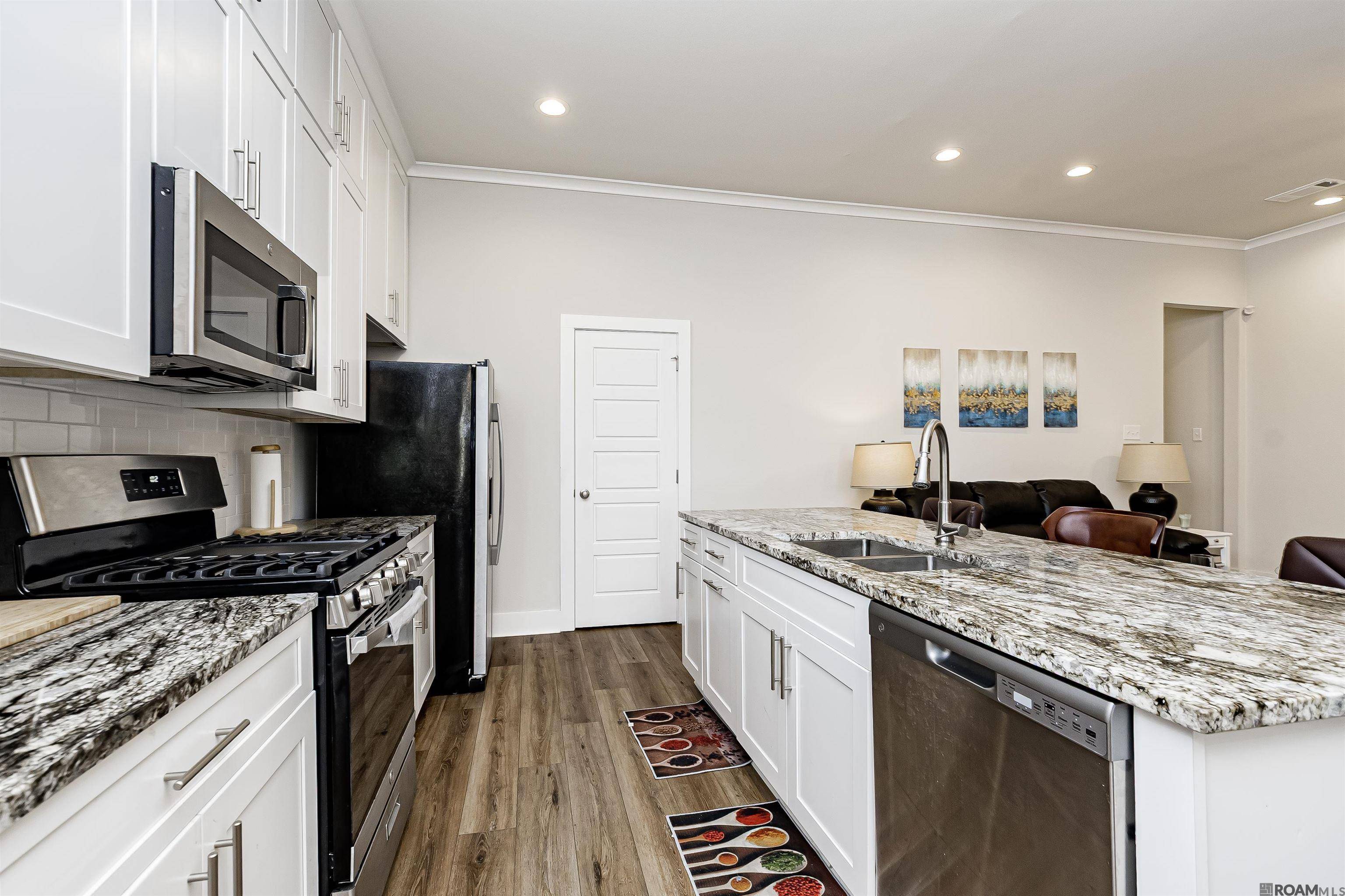 Baton Rouge, LA 70836,9558 Creekview Dr