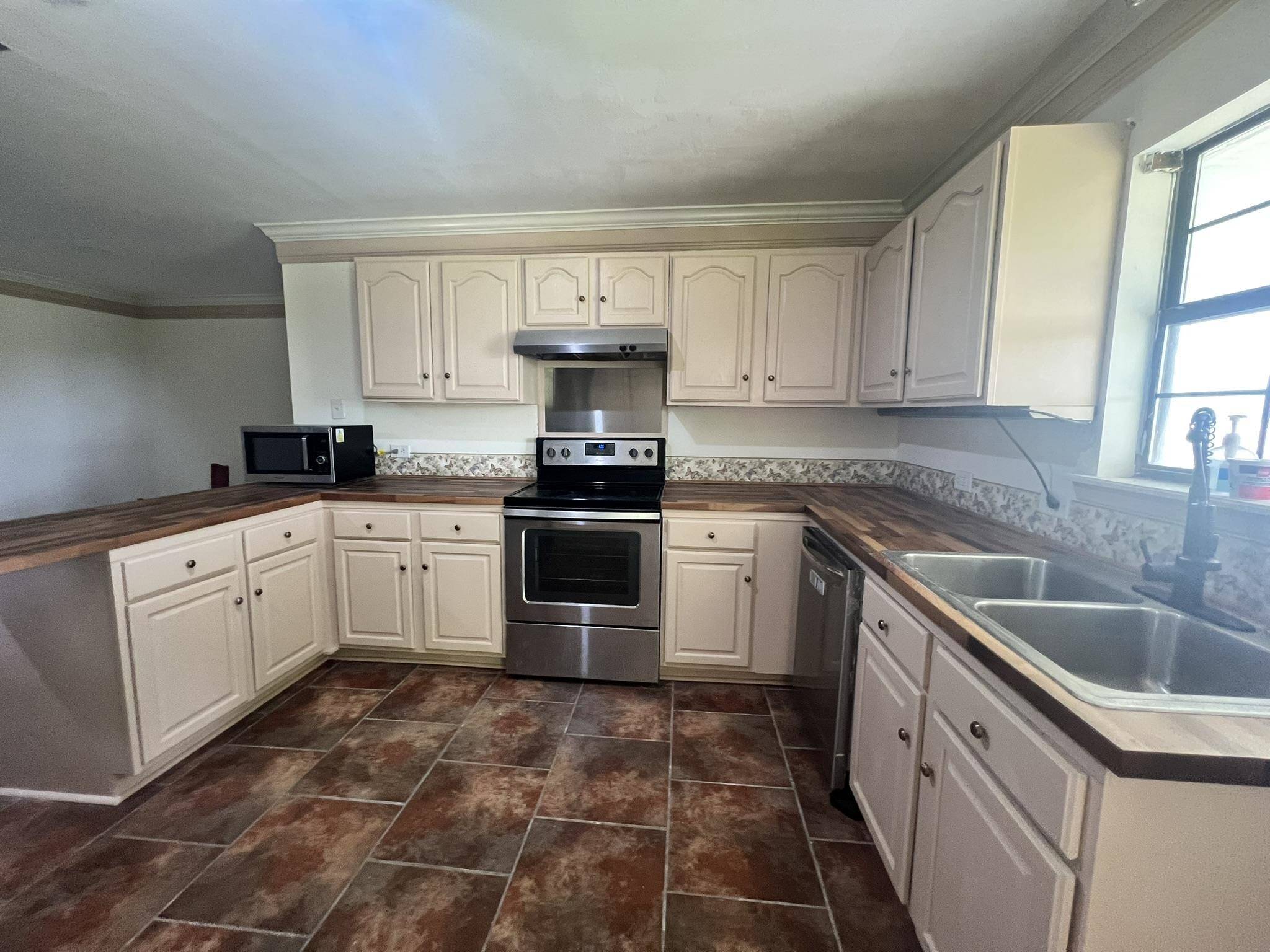 Thibodaux, LA 70301,251 Bayou Vista Drive