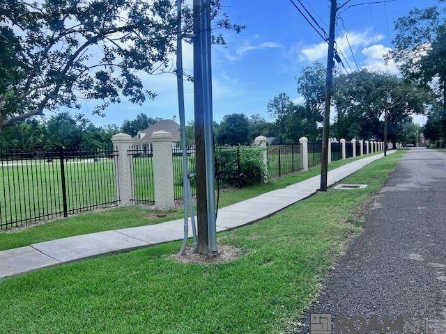 Baton Rouge, LA 70806,1420 Patriot Park Ln