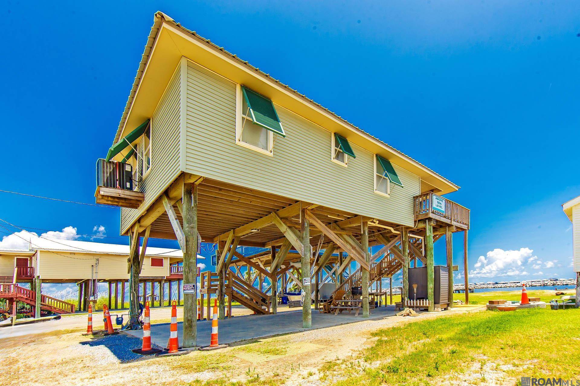 Grand Isle, LA 70358,112 Starboard Lane