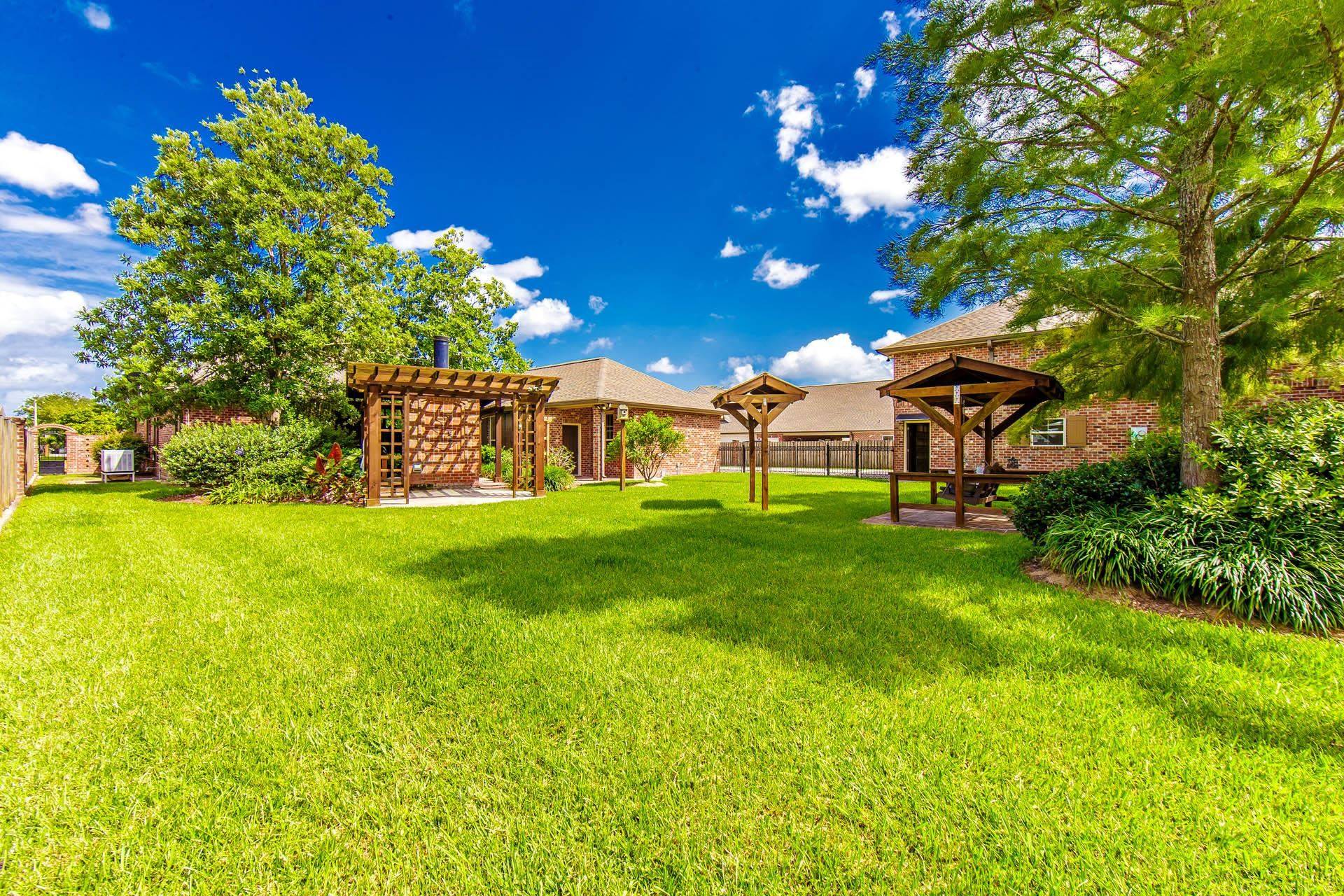 Houma, LA 70360,106 Nottingham Trail