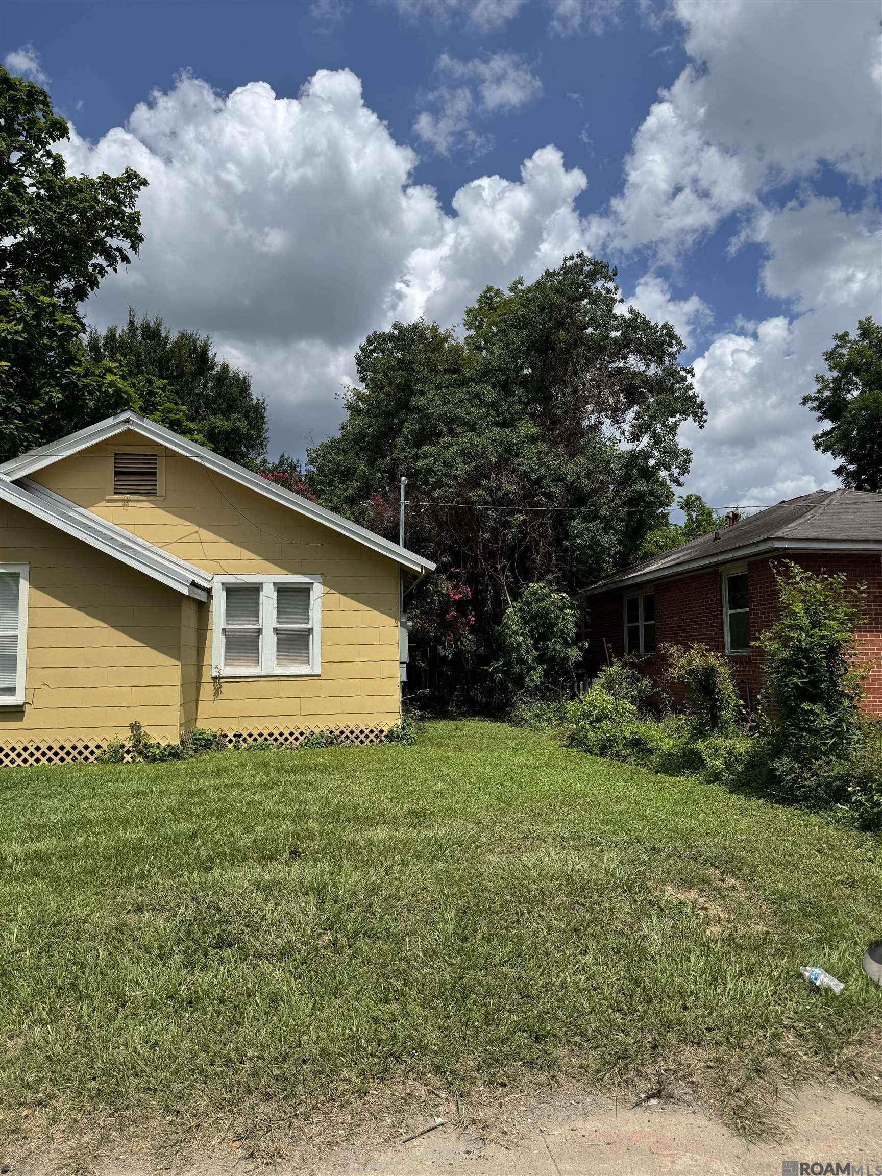Baton Rouge, LA 70805,2760 N Foster Dr