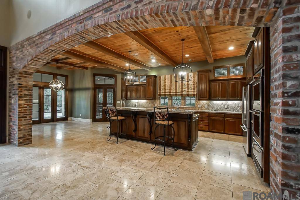 Baton Rouge, LA 70809,19018 Spyglass Hill Dr