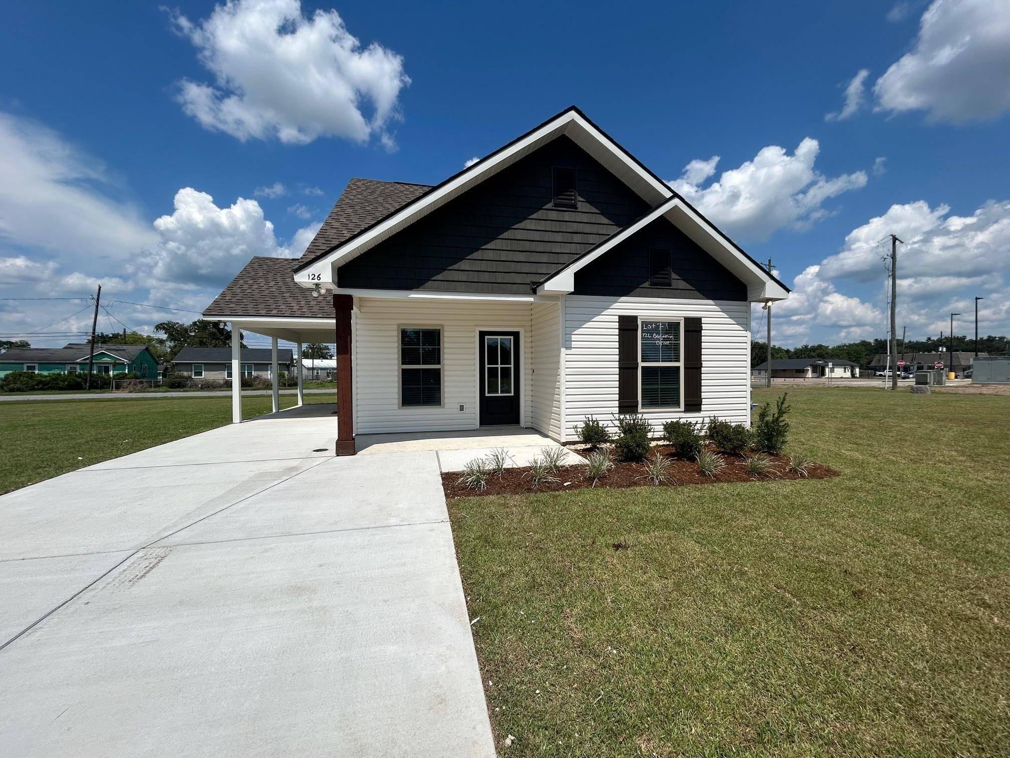 Thibodaux, LA 70301,126 Benjamin Dr