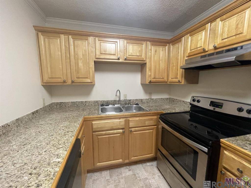 Baton Rouge, LA 70806,4735 Government St ##201