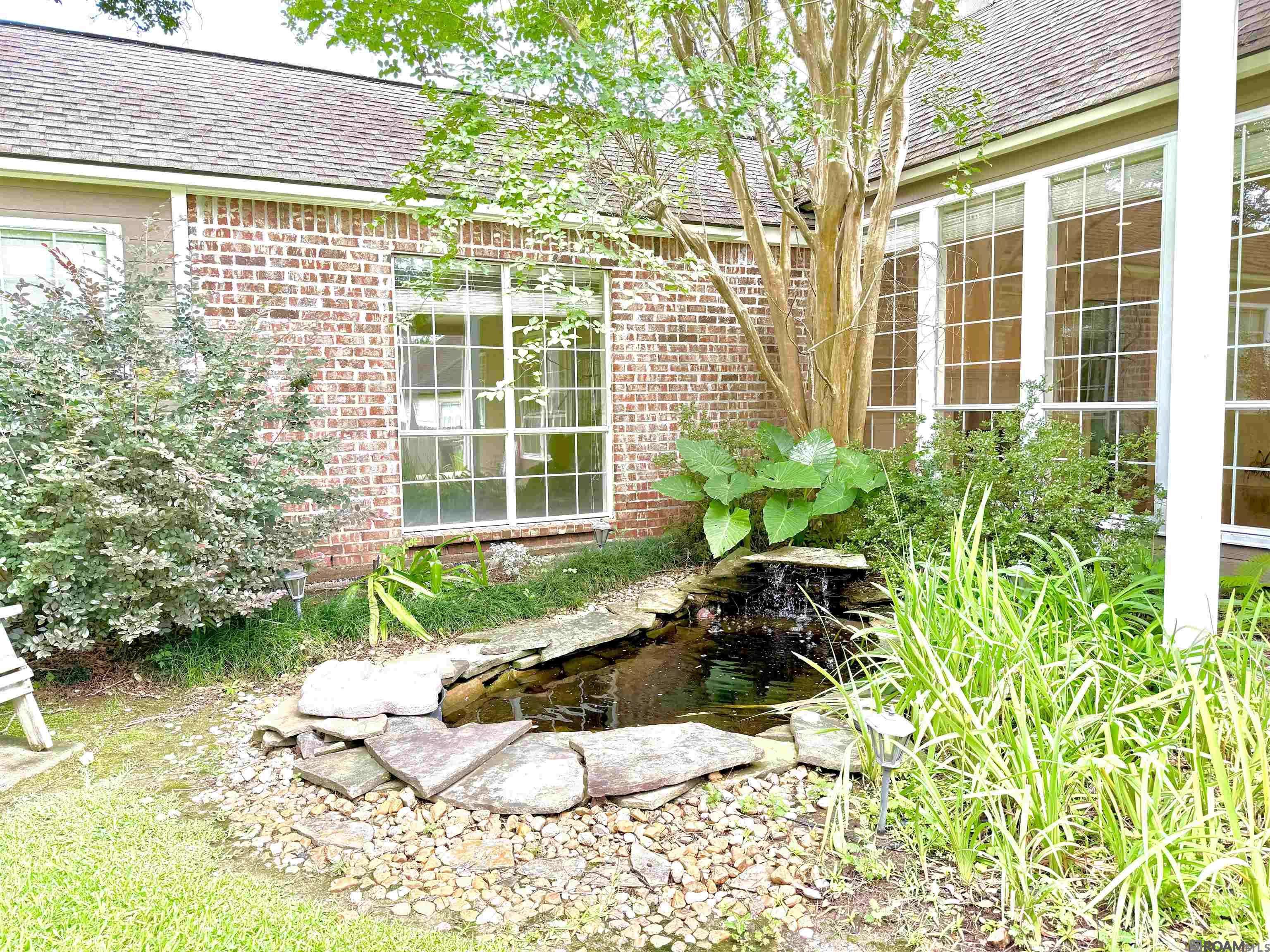 Baton Rouge, LA 70810,865 Wordsworth Dr