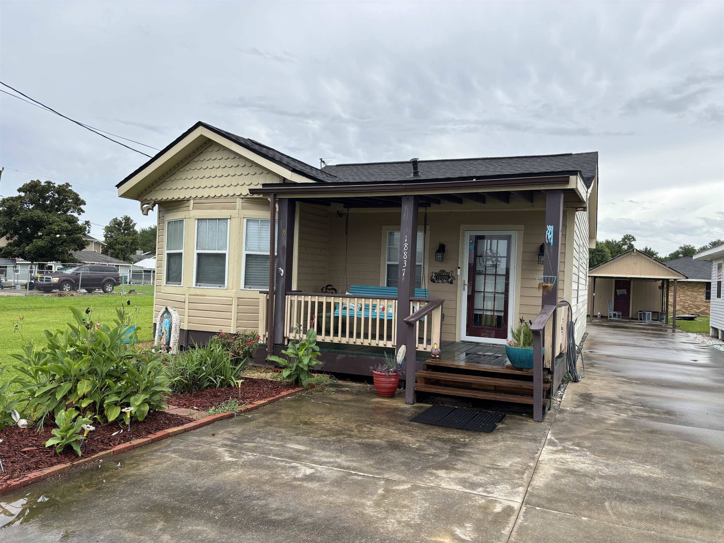 Galliano, LA 70354,18837 East Main Street