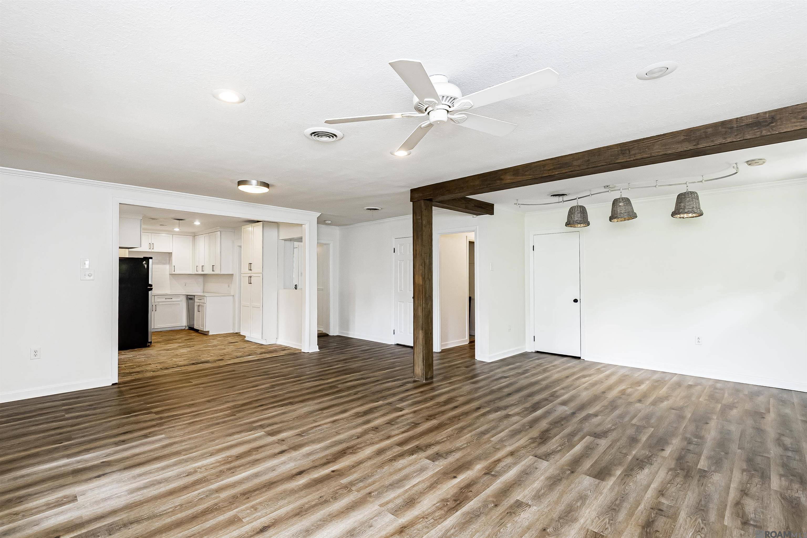 Baton Rouge, LA 70808,965 Highland Park Dr