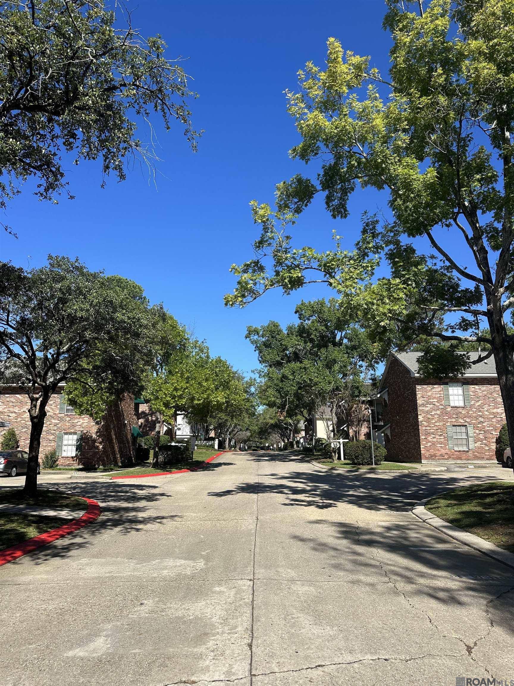 Baton Rouge, LA 70809,9855 Jefferson Hwy ##W9