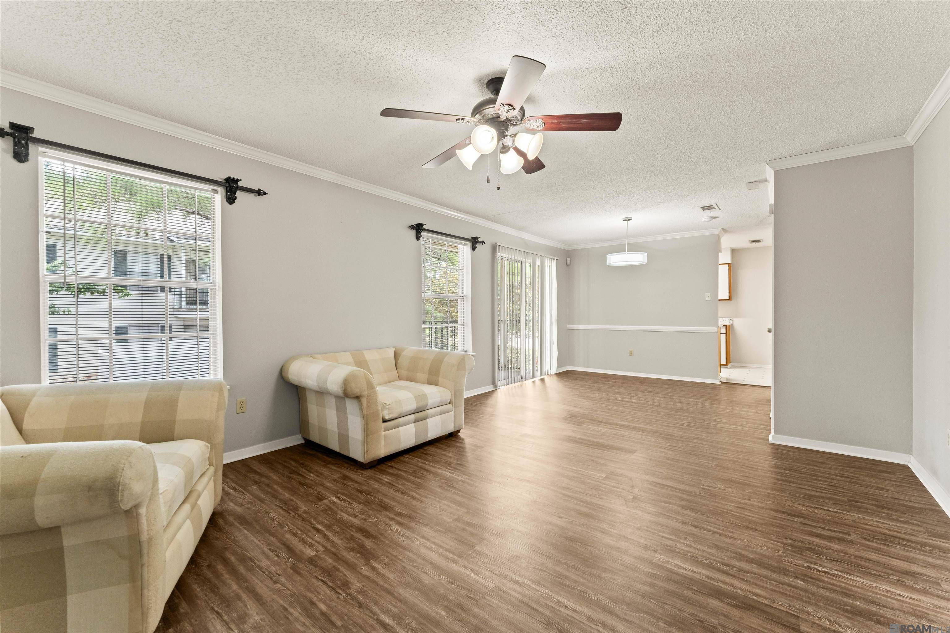 Baton Rouge, LA 70809,9851 Jefferson Hwy ##H28