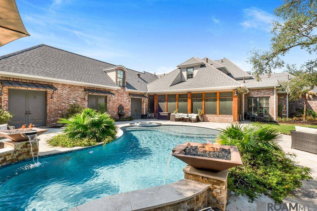 Madisonville, LA 70447,431 Windermere Oaks West