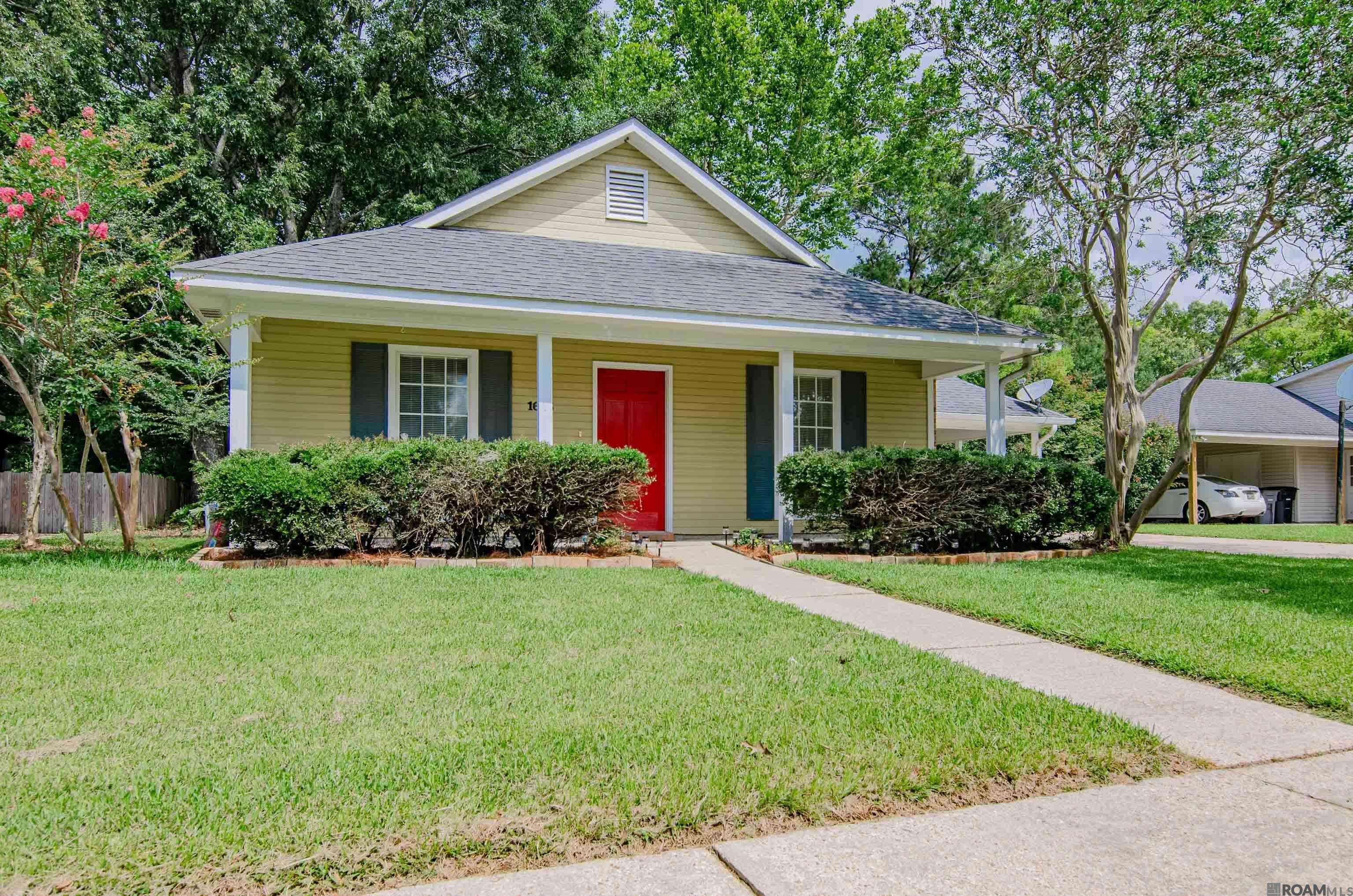 Saint George, LA 70810,1613 Brookhollow Dr