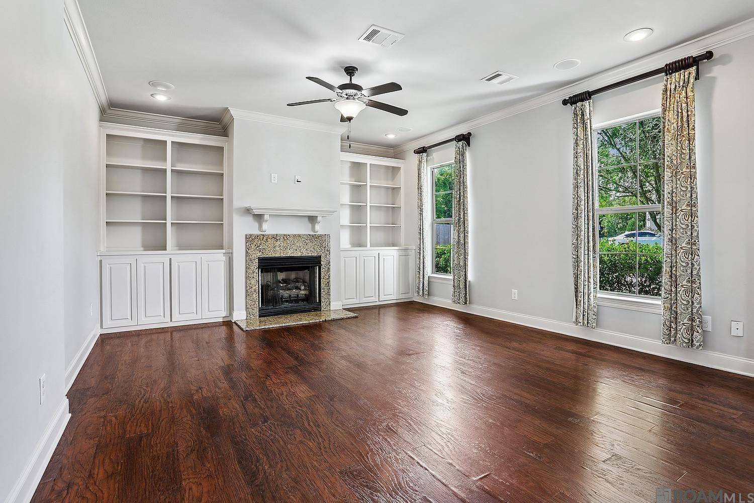 Baton Rouge, LA 70817,10606 Grace Ln
