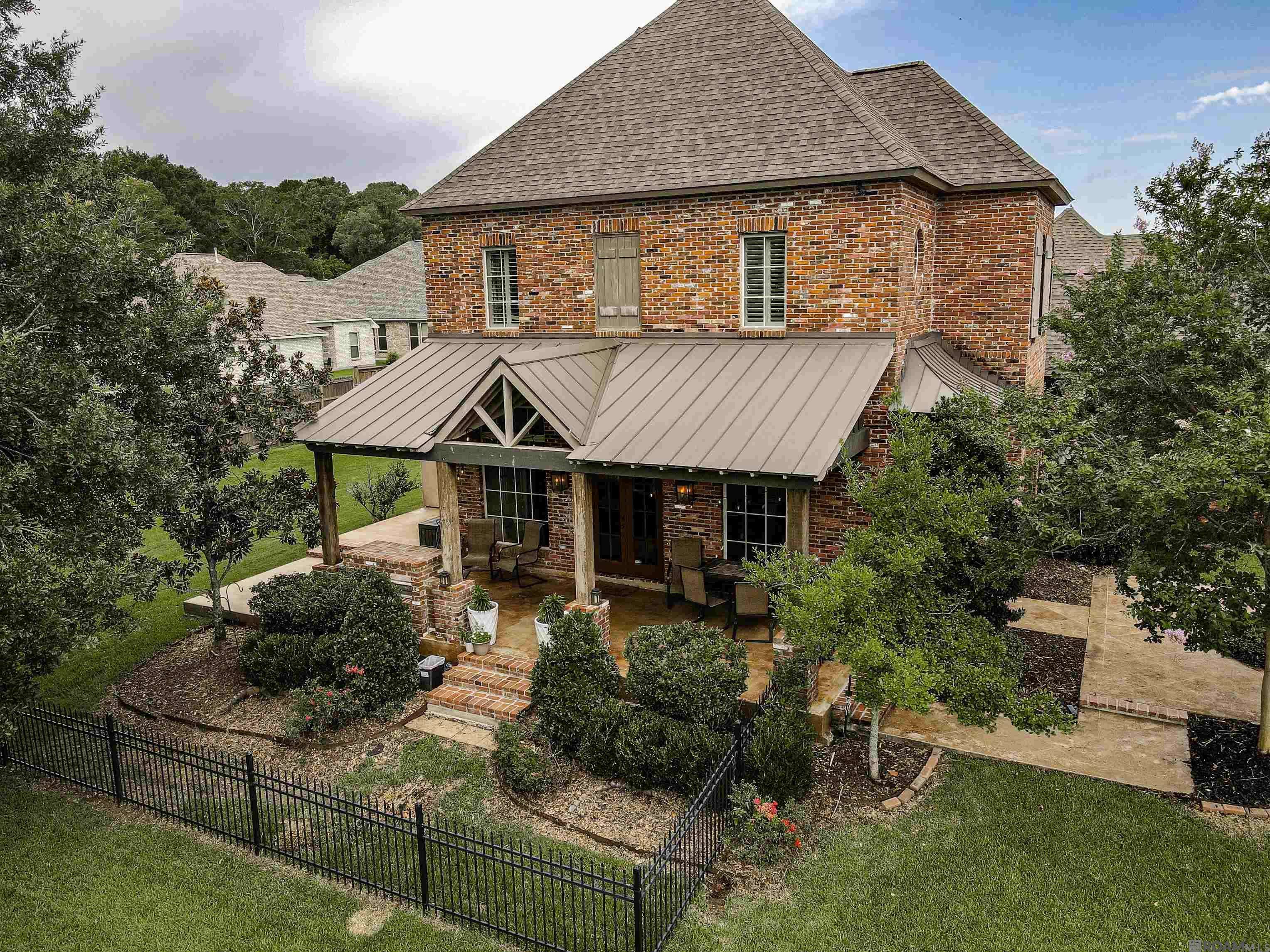 Zachary, LA 70791,1944 Royal Troon Ct