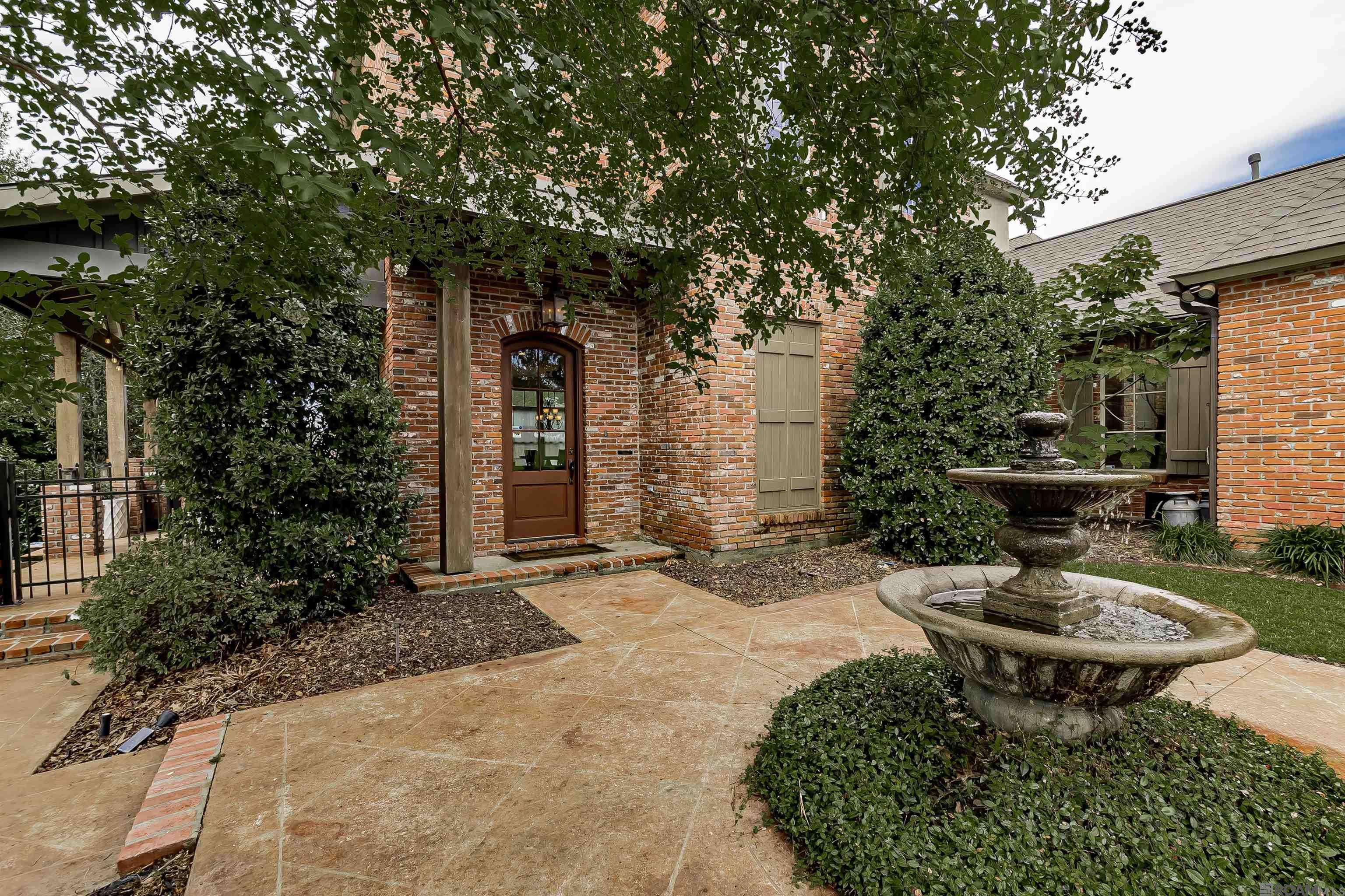 Zachary, LA 70791,1944 Royal Troon Ct