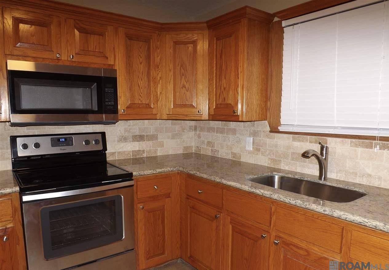 Livingston, LA 70754,19264 Perrilloux Rd