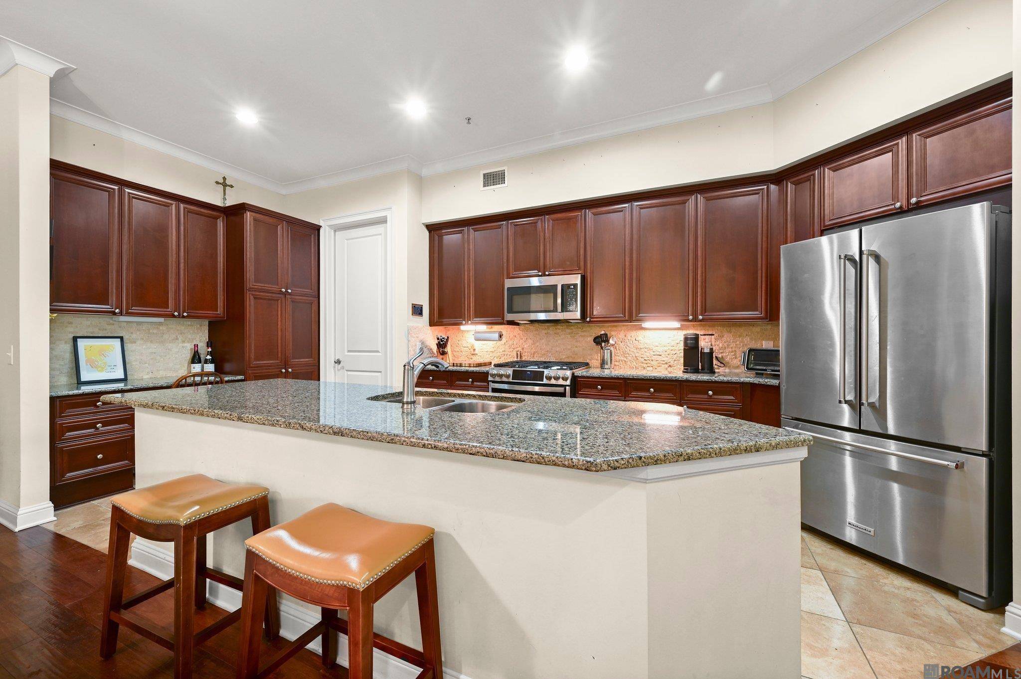 Baton Rouge, LA 70808,990 Stanford Ave ##415