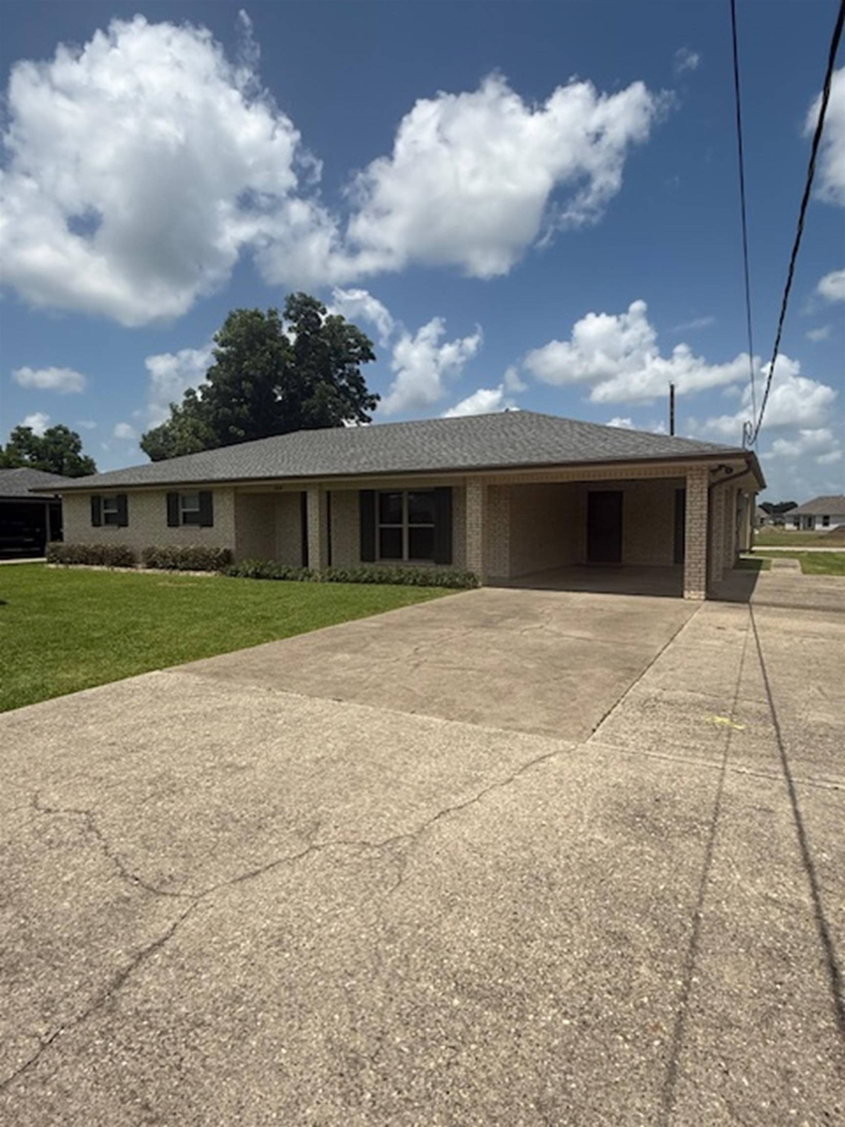 Thibodaux, LA 70301,310 Lee Dr