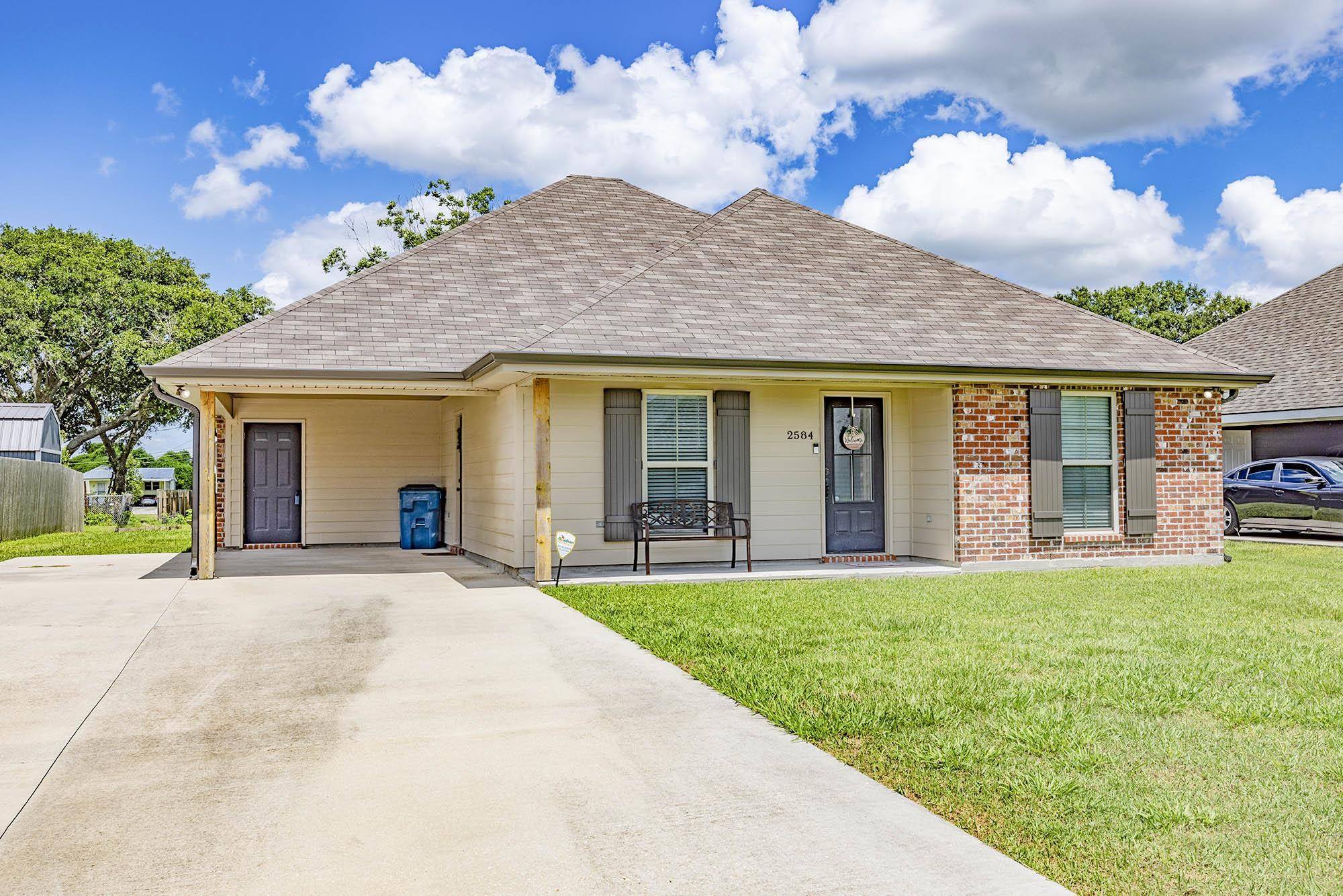 Thibodaux, LA 70301,2584 Pineridge Street