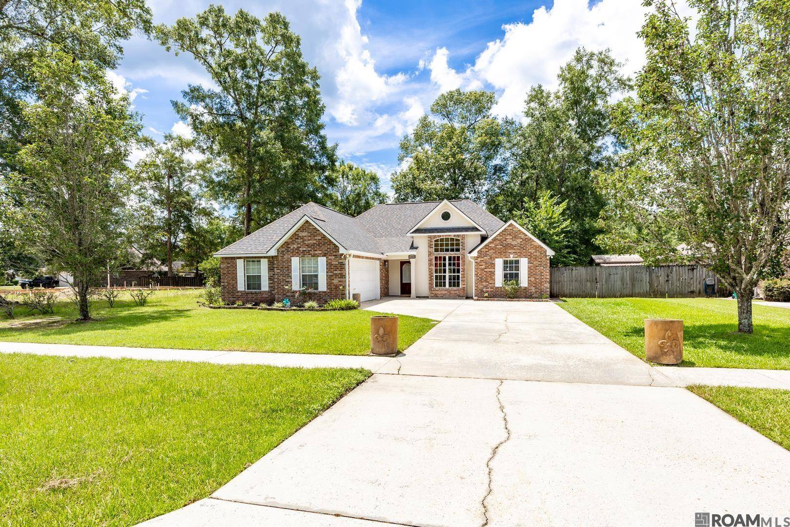 Livingston, LA 70754,21018 April Ln